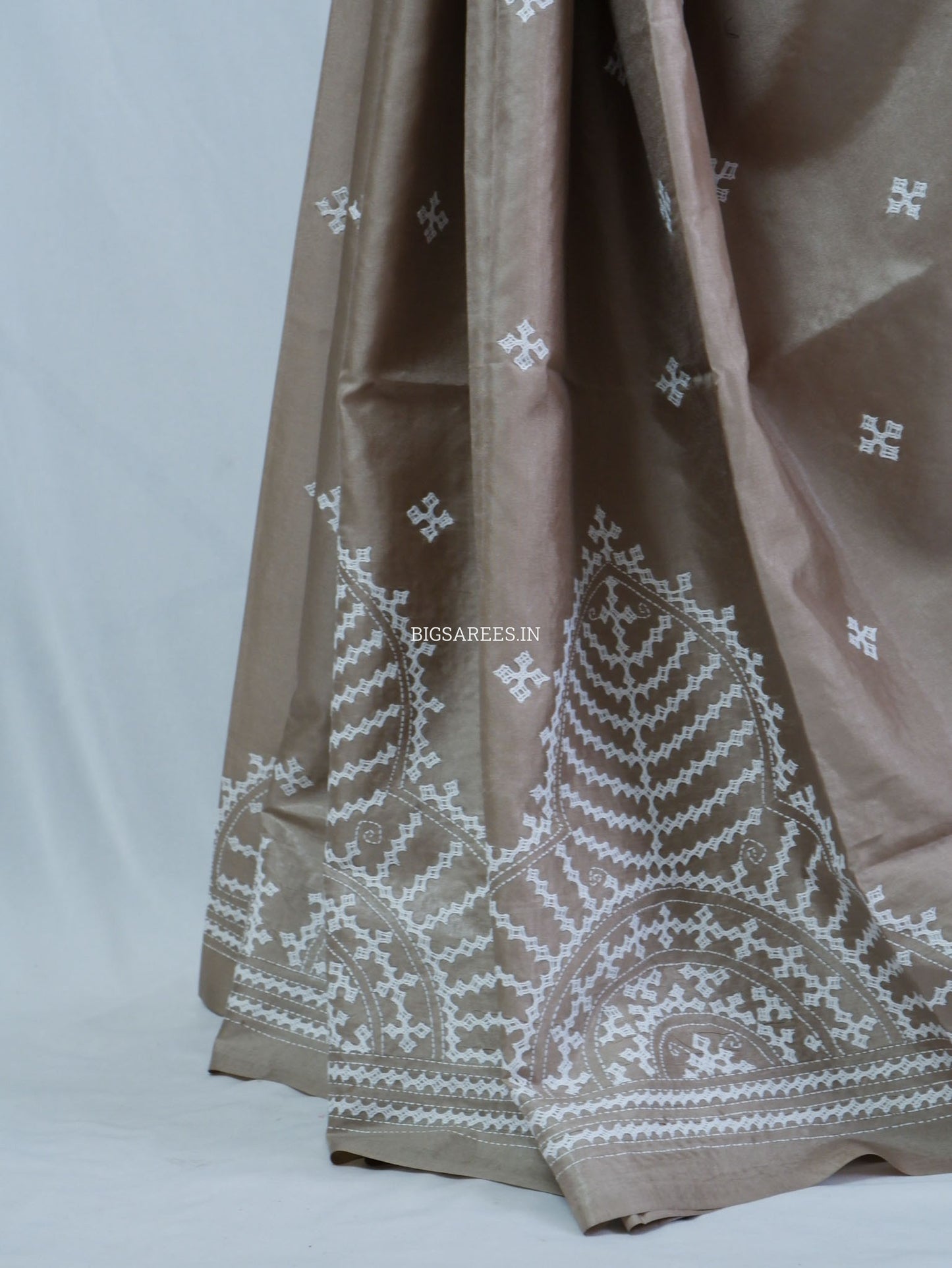 Kutchi/Gujarati Hand Embroidered Saree | Blended Bangalore Silk / Art Silk | Khaki