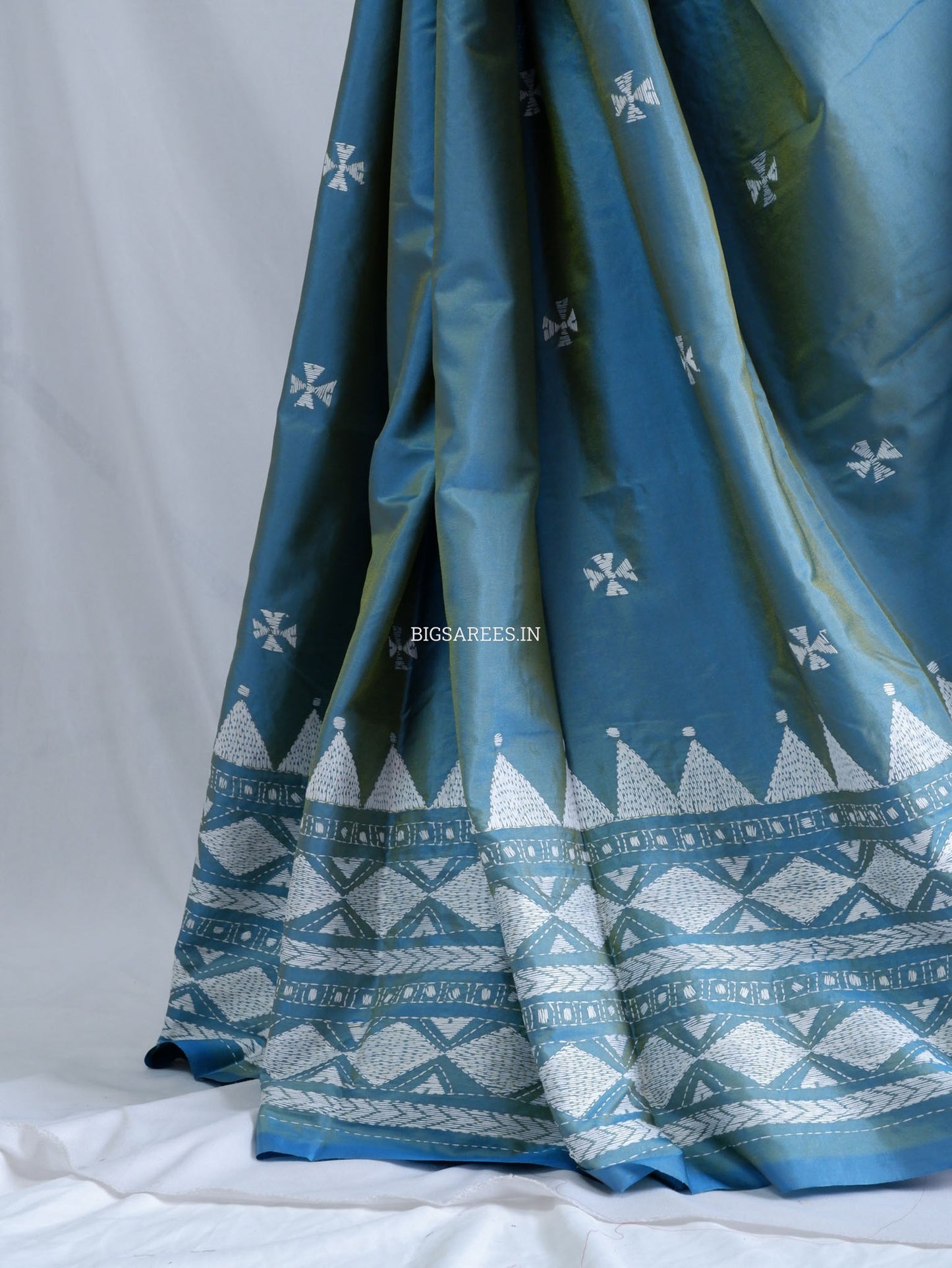 Kantha - Stitch Hand Embroidered Saree | Blended Bangalore Silk / Art Silk | Dual Tone