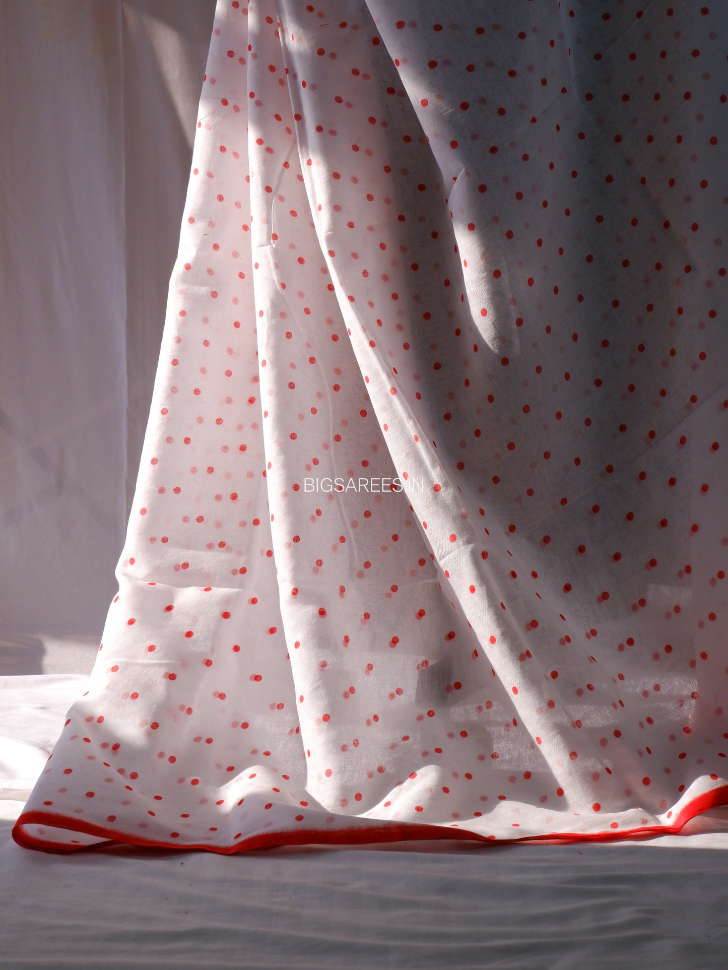 Polka Dot Saree With Blouse | Mul Cotton | White