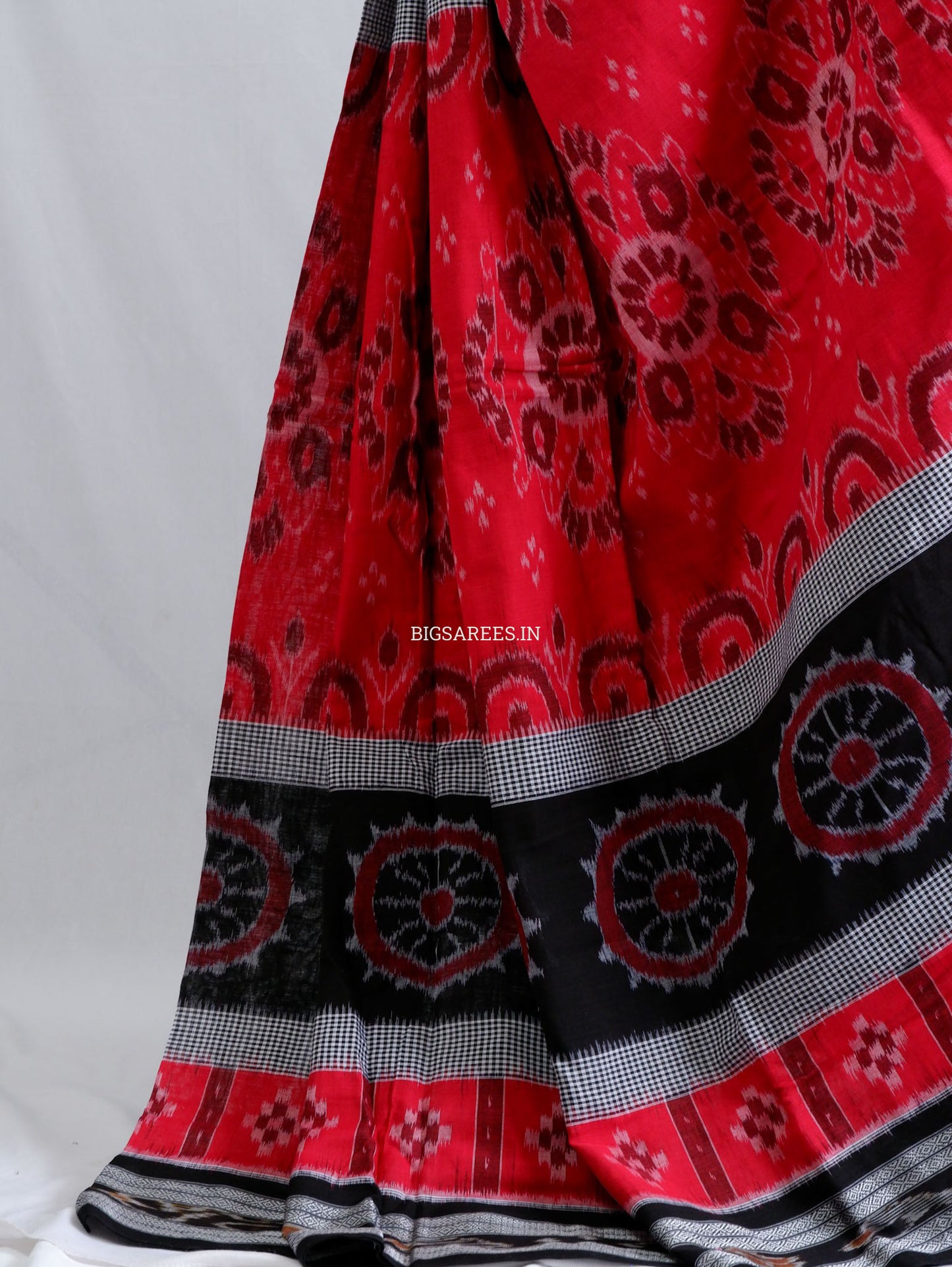 Sambalpuri Ikat Handwoven Saree | Cotton | Red/Black