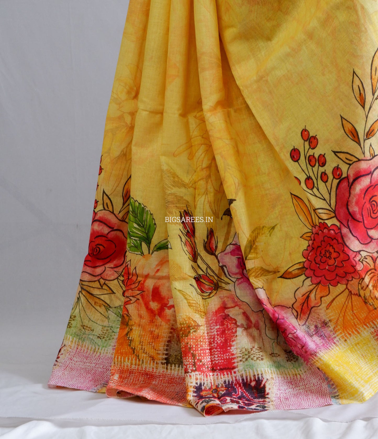 Digital Print Saree with Blouse Piece | Slub Linen | Yellow