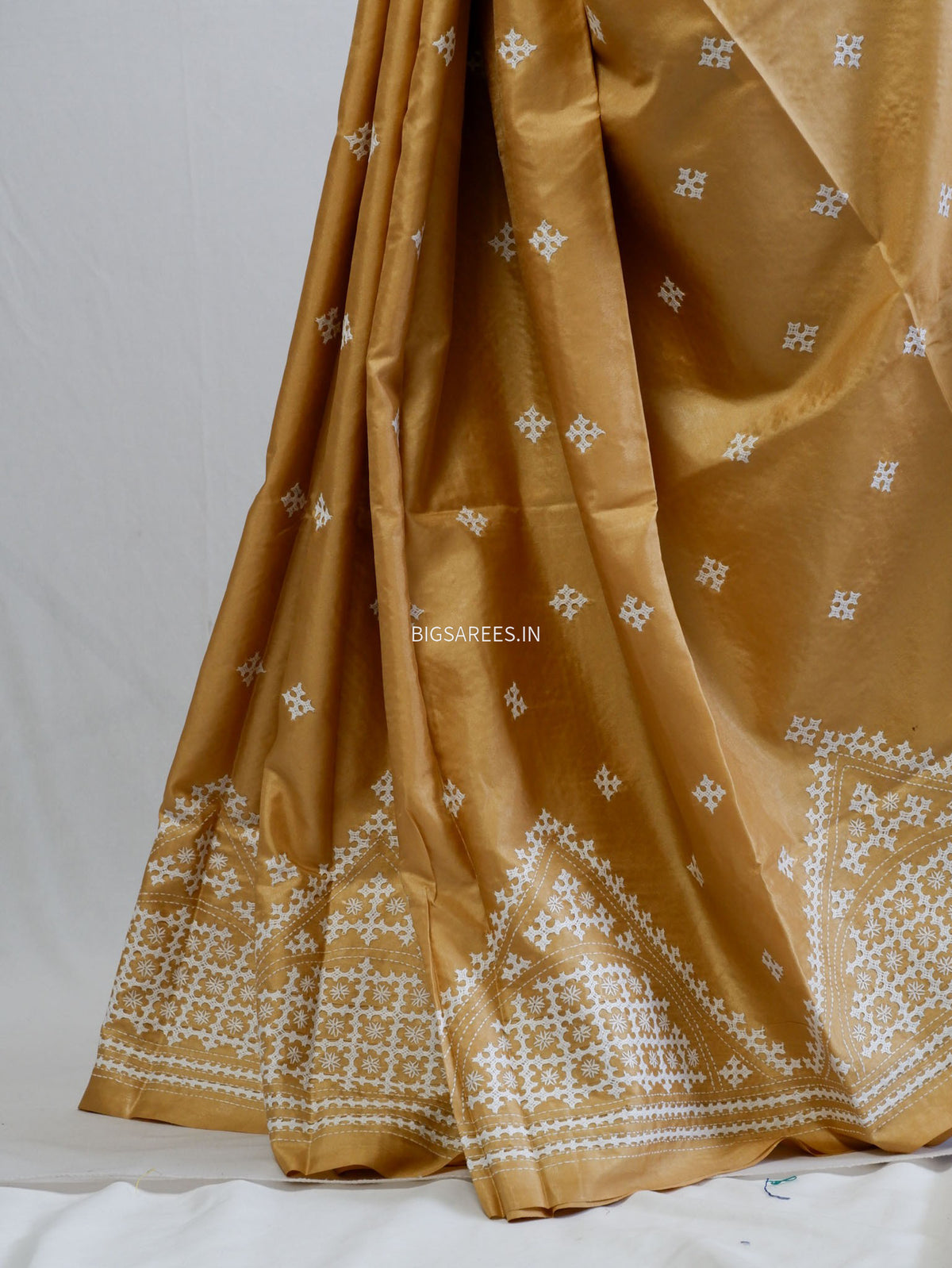 Kutchi/Gujarati Stitch Hand Embroidered Saree | Art Silk | Sand