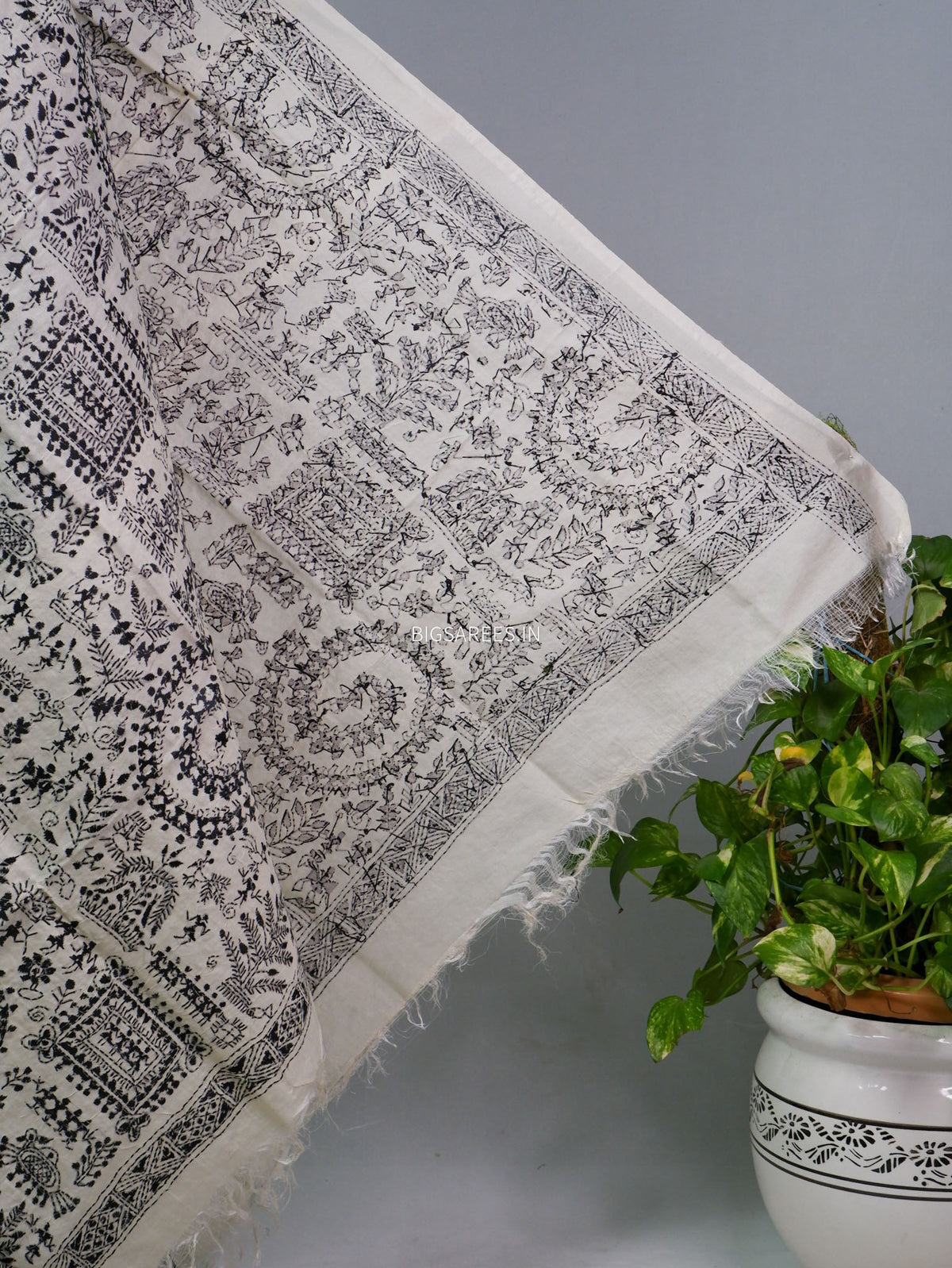 Kantha Hand-Embroidered Dupatta | Semi Tussar Silk | White