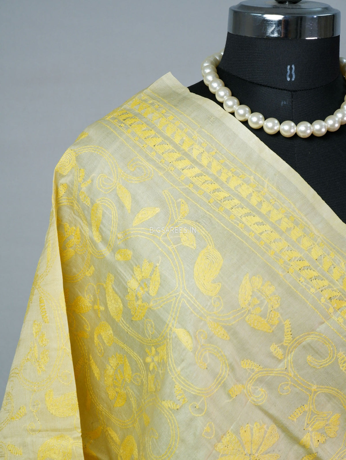 Kantha Hand-Embroidered Dupatta | Semi Tussar Silk | Light Yellow