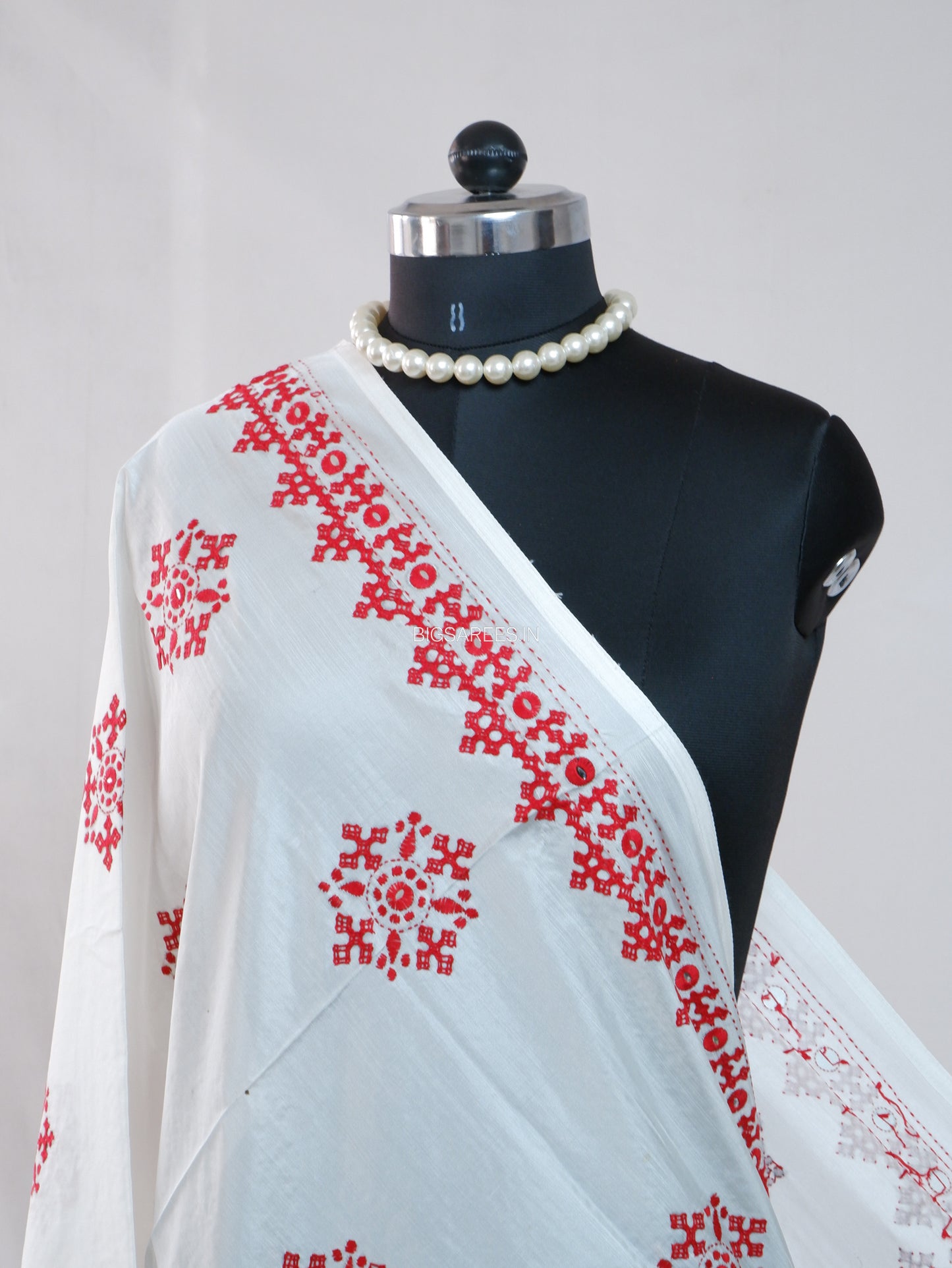 Kutchi Work Dupatta | Blended Bangalore Silk | Foil Mirror | White