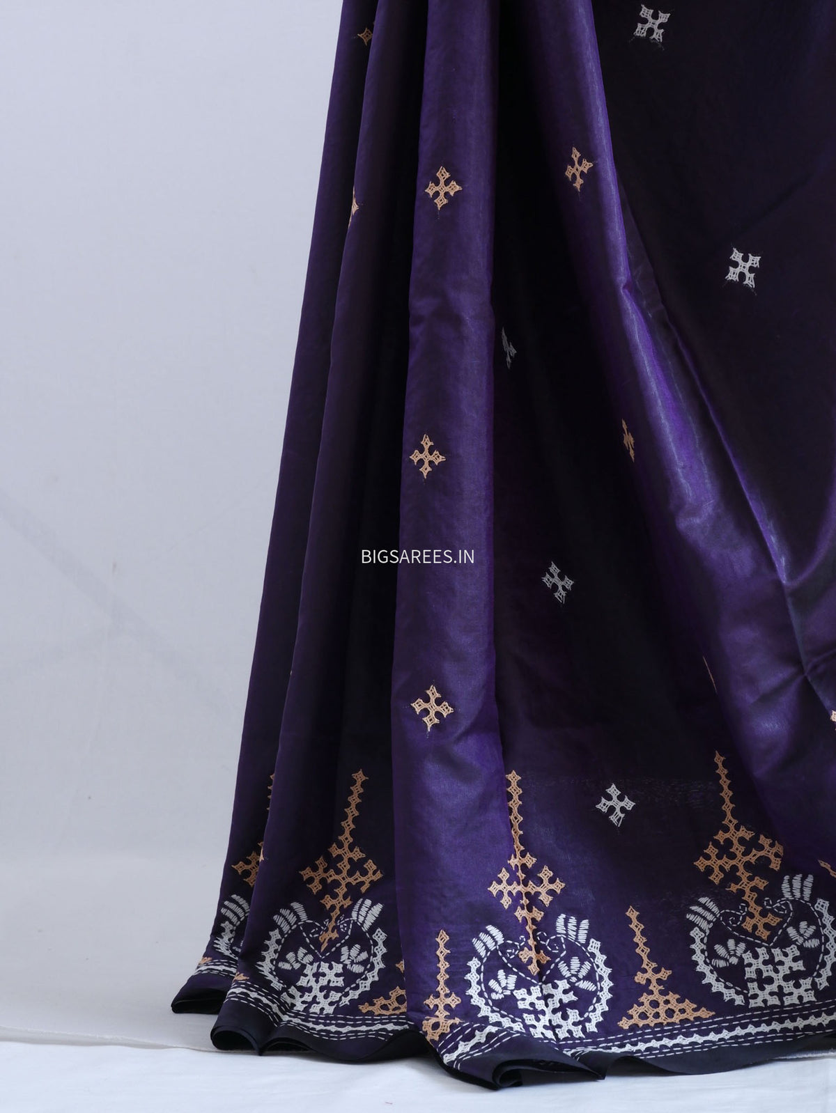 Kutchi/Gujarati Stitch Hand Embroidered Saree | Art Silk | Purple