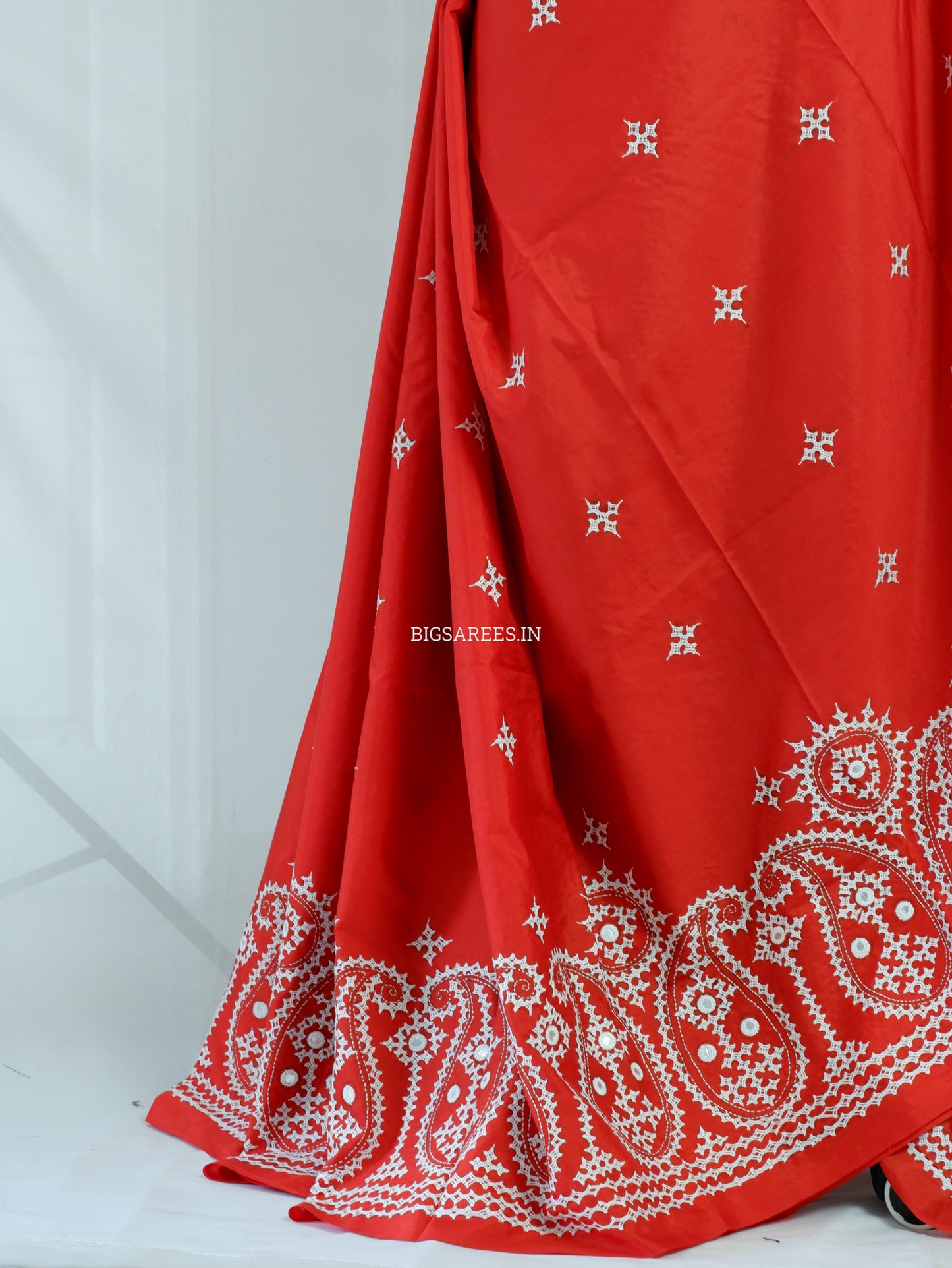 Kutchi/Gujarati Stitch Hand Embroidered Saree | Art Silk | Foil Mirror | Red