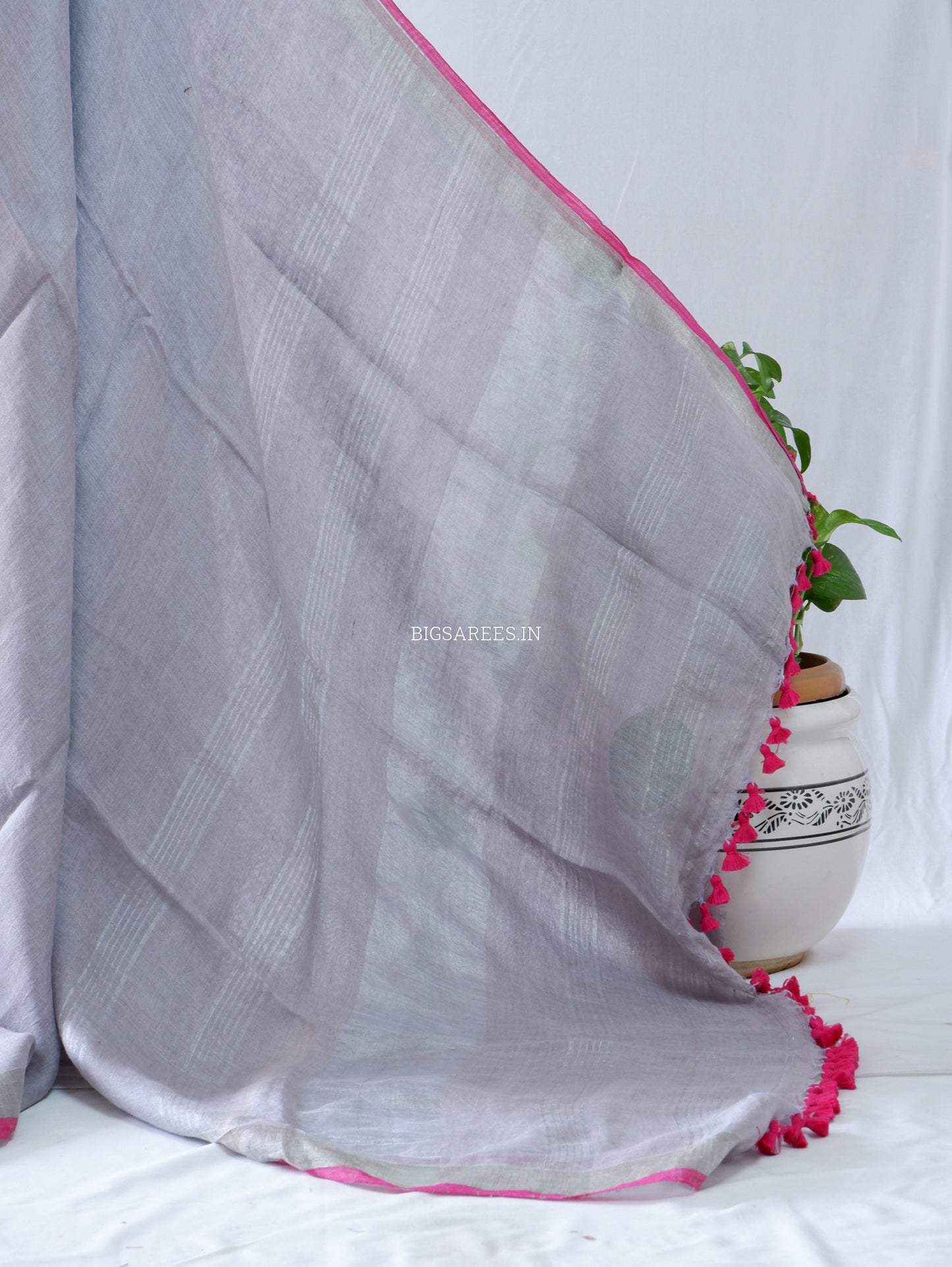 Pure Jayshree Linen Saree | Plain | Greyish Pink