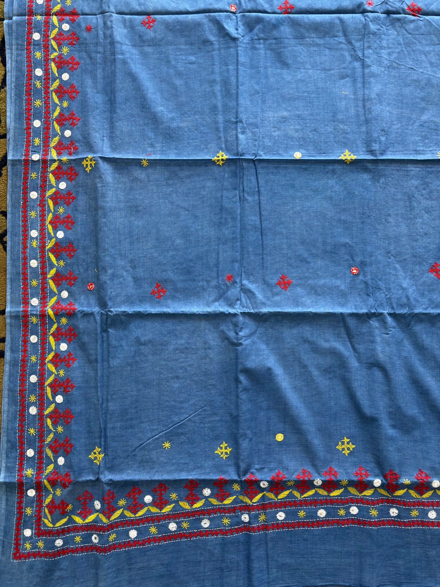 Gujrati Stitch/Kutchi Hand Embroidered malmal Cotton Saree - Blue