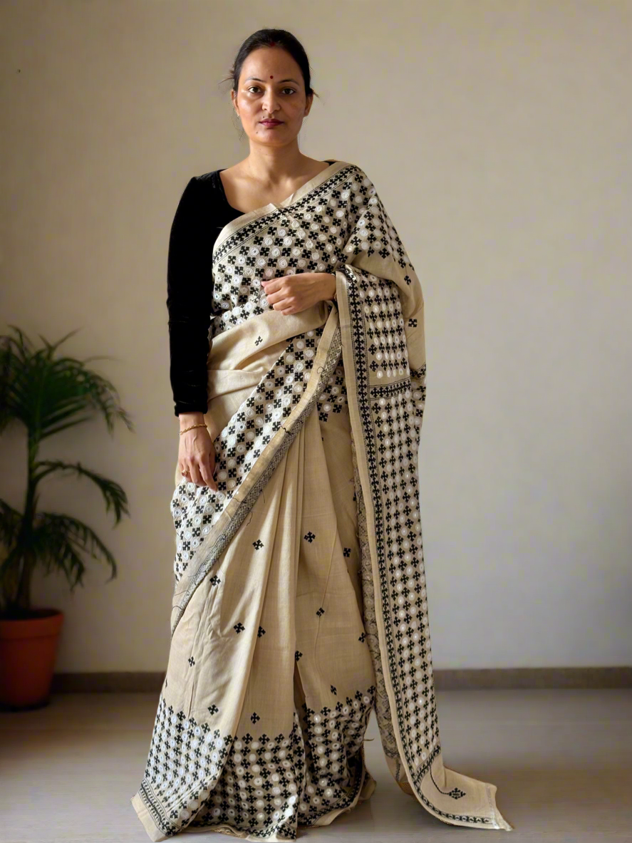 Kutch Hand Embroidered Pure 3 ply Gachi by Gachi Tissar Silk Saree