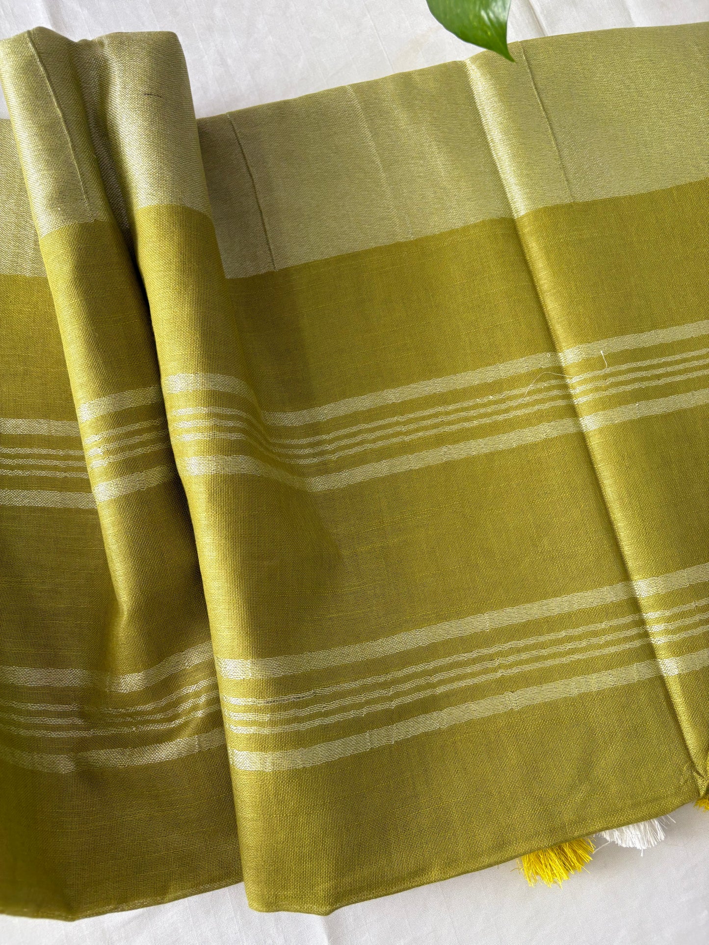 Cotton Linen Saree With running Blouse