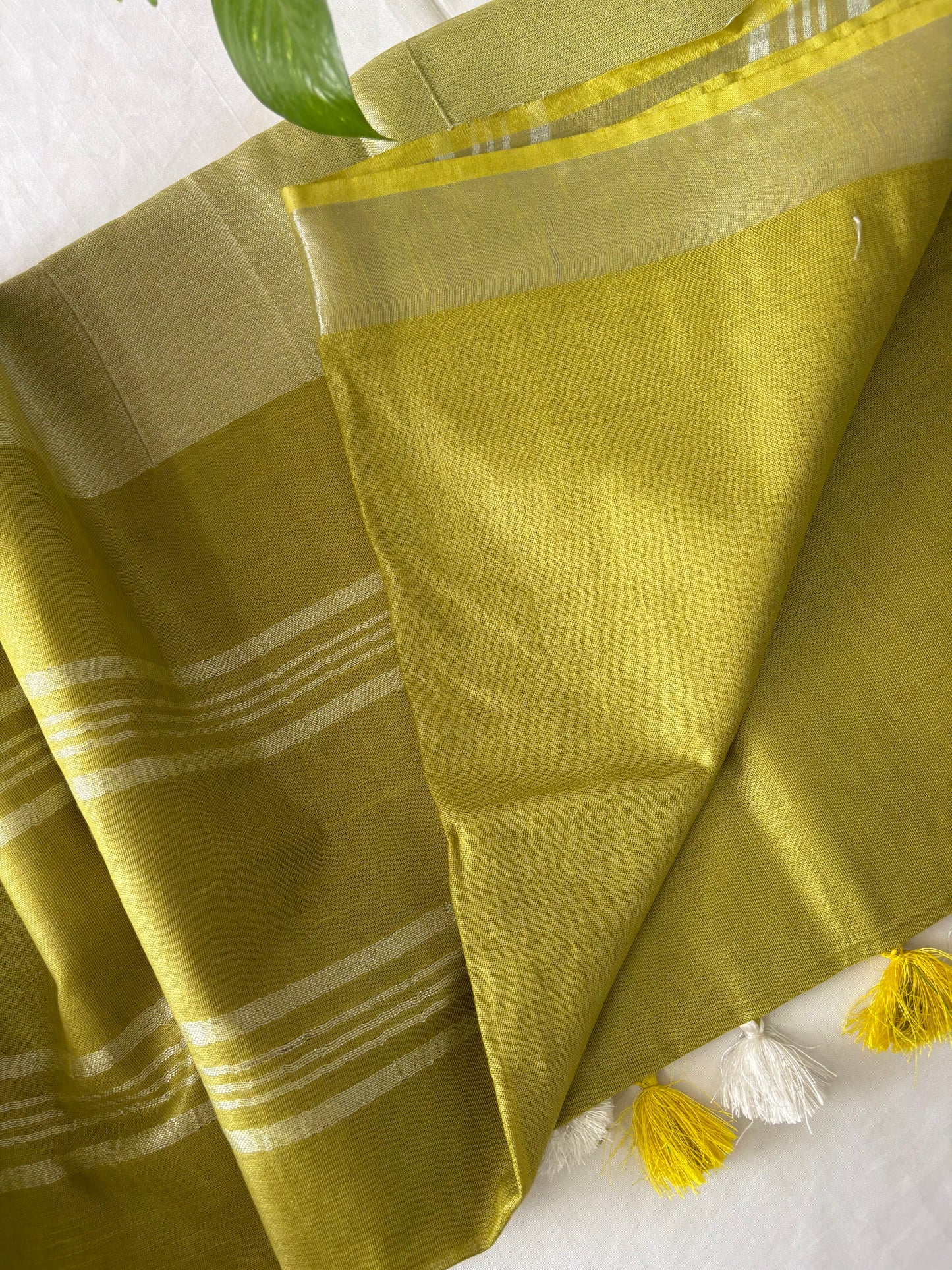Cotton Linen Saree With running Blouse
