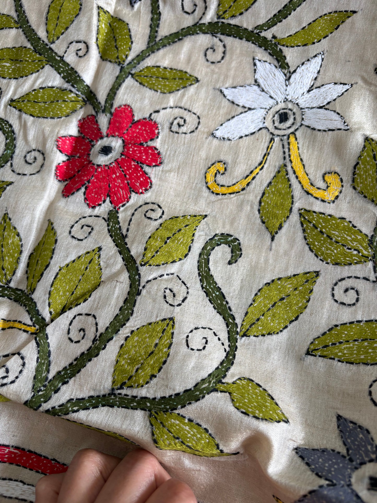 Kantha Stitch Hand Embroidered Pure Gachi by Gachi Tussar Silk Saree (Silk Marked)