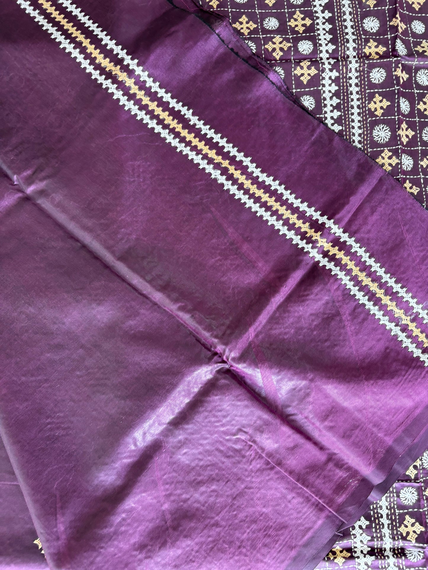 Gujrati Stitch/Kutch Hand Embroidered Art Silk Saree
