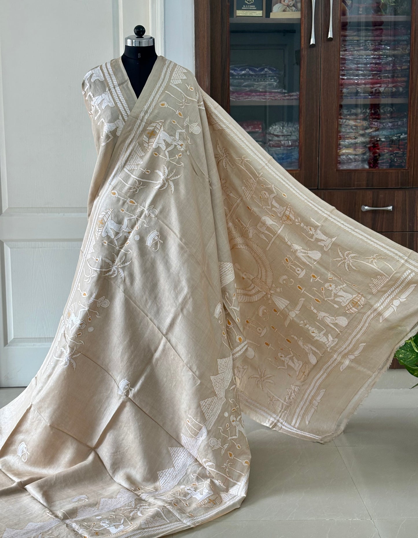 Kantha Hand Embroidery Pure Tussar Silk Saree – light beige