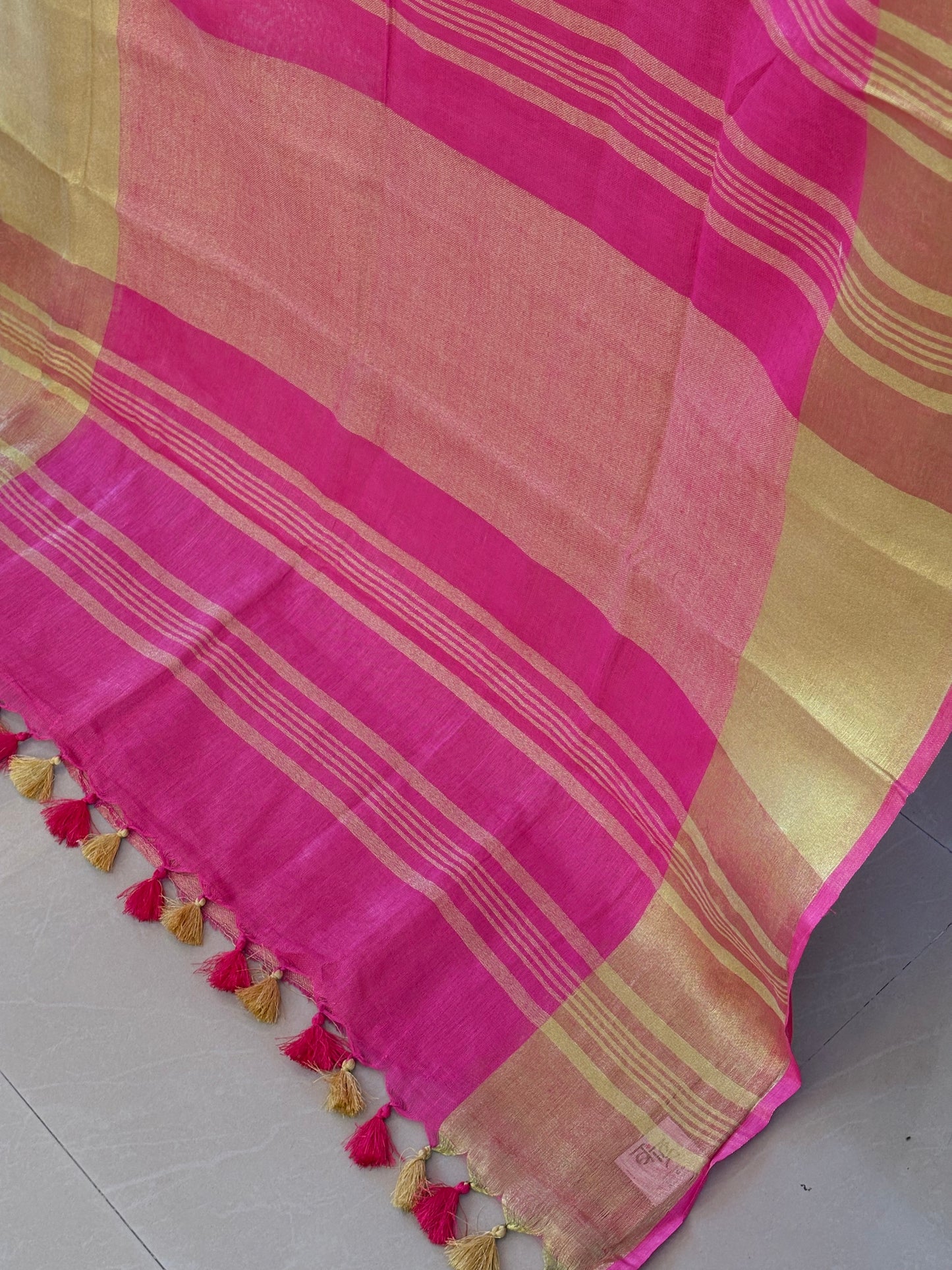 Pink gold pure Linen By Linen Saree With running Blouse