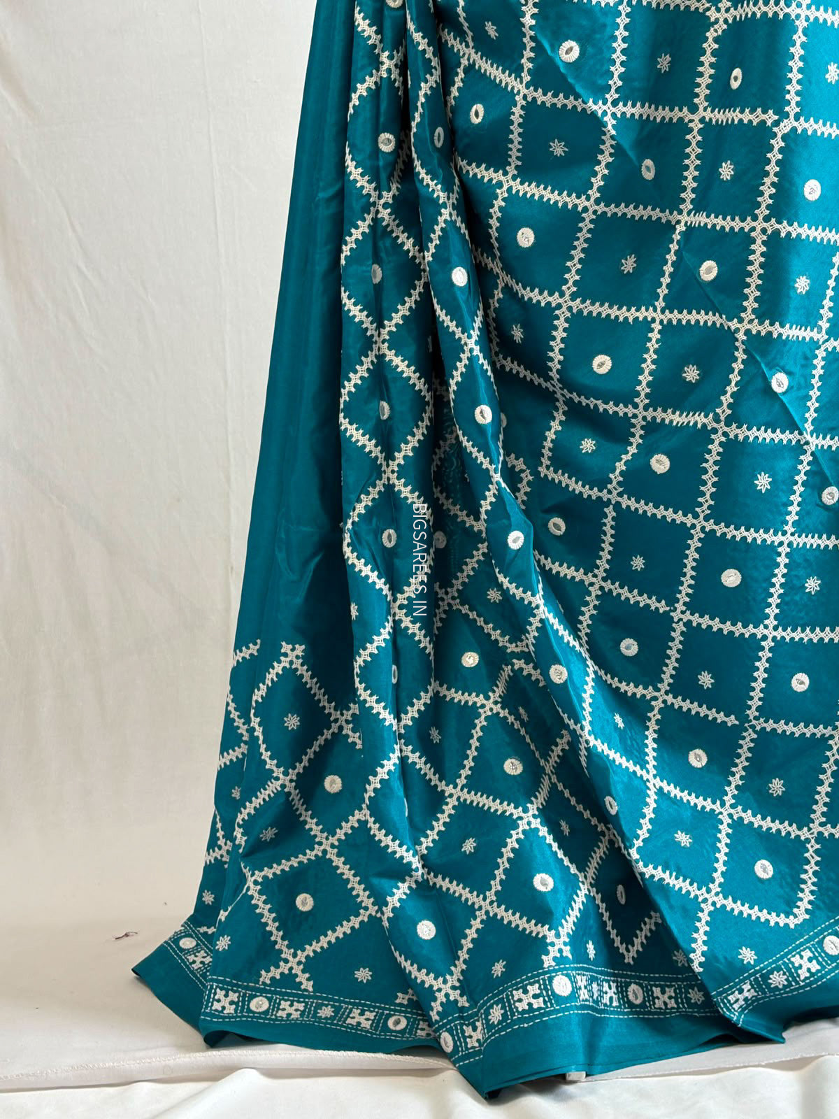 Kutchi/Gujarati Stitch Hand Embroidered Saree | Art Silk | Foil Mirror | Teal
