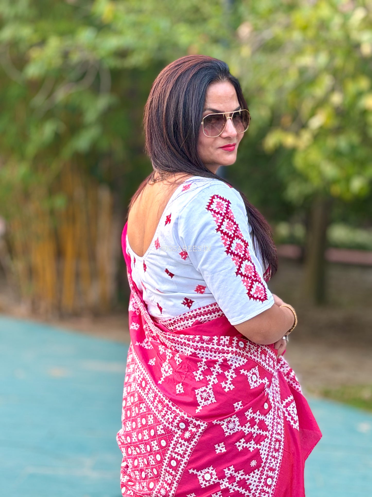 Kutchi/Gujarati Stitch Hand Embroidered Saree | Art Silk | Foil Mirror | Pink