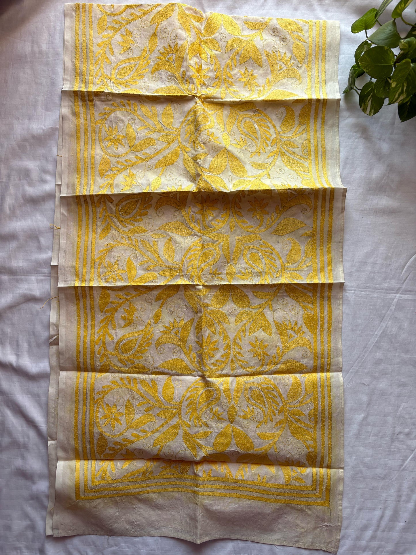 Nakshi Kantha Semi Tusshar silk Stole 22"
