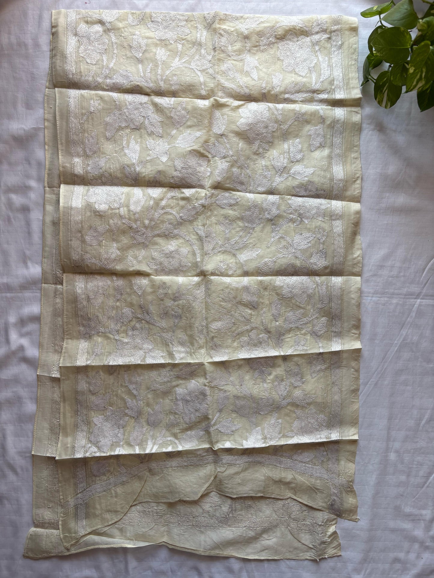 Nakshi Kantha Semi Tusshar silk Stole 22"