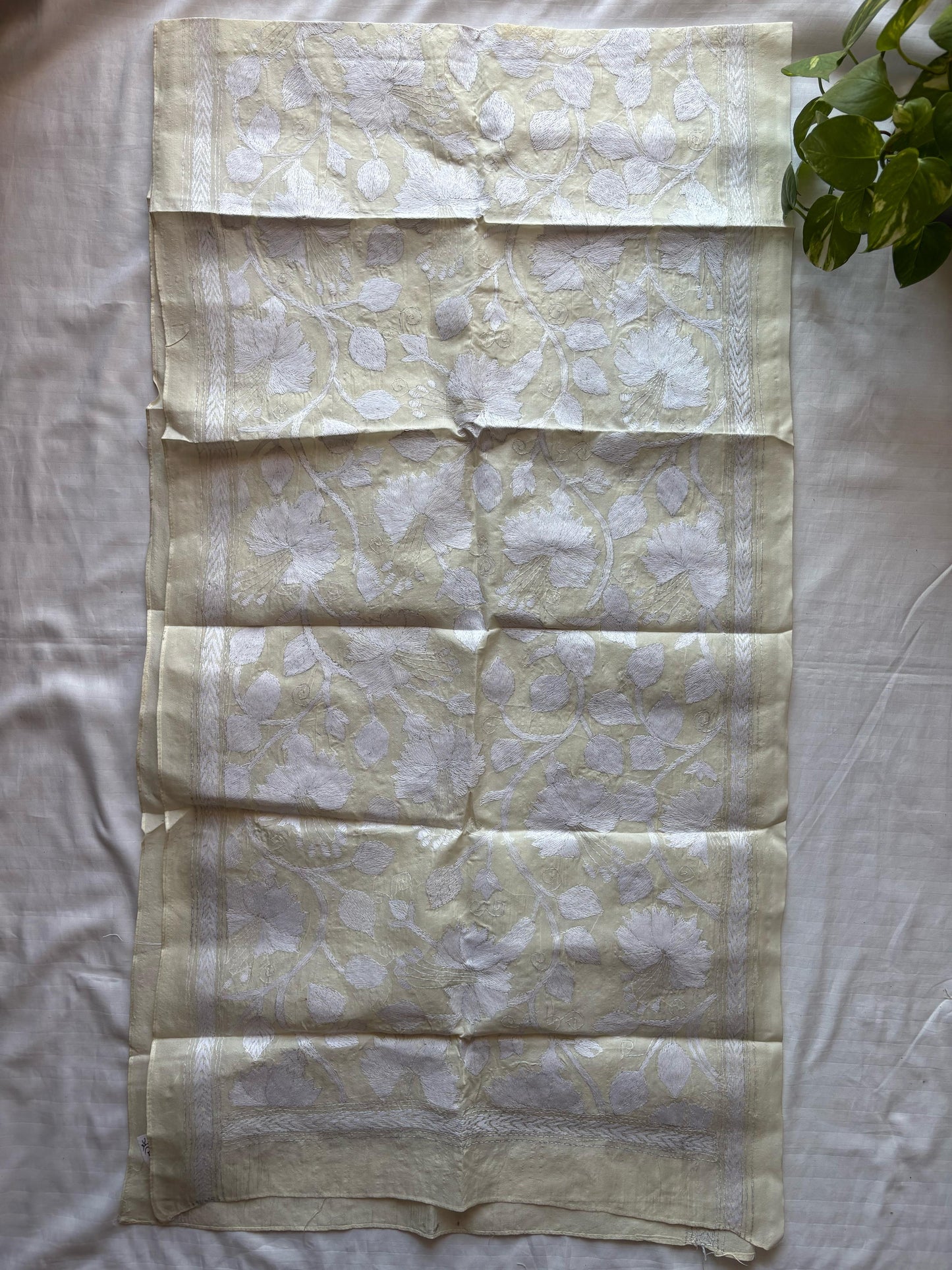 Nakshi Kantha Semi Tusshar silk Stole 22"