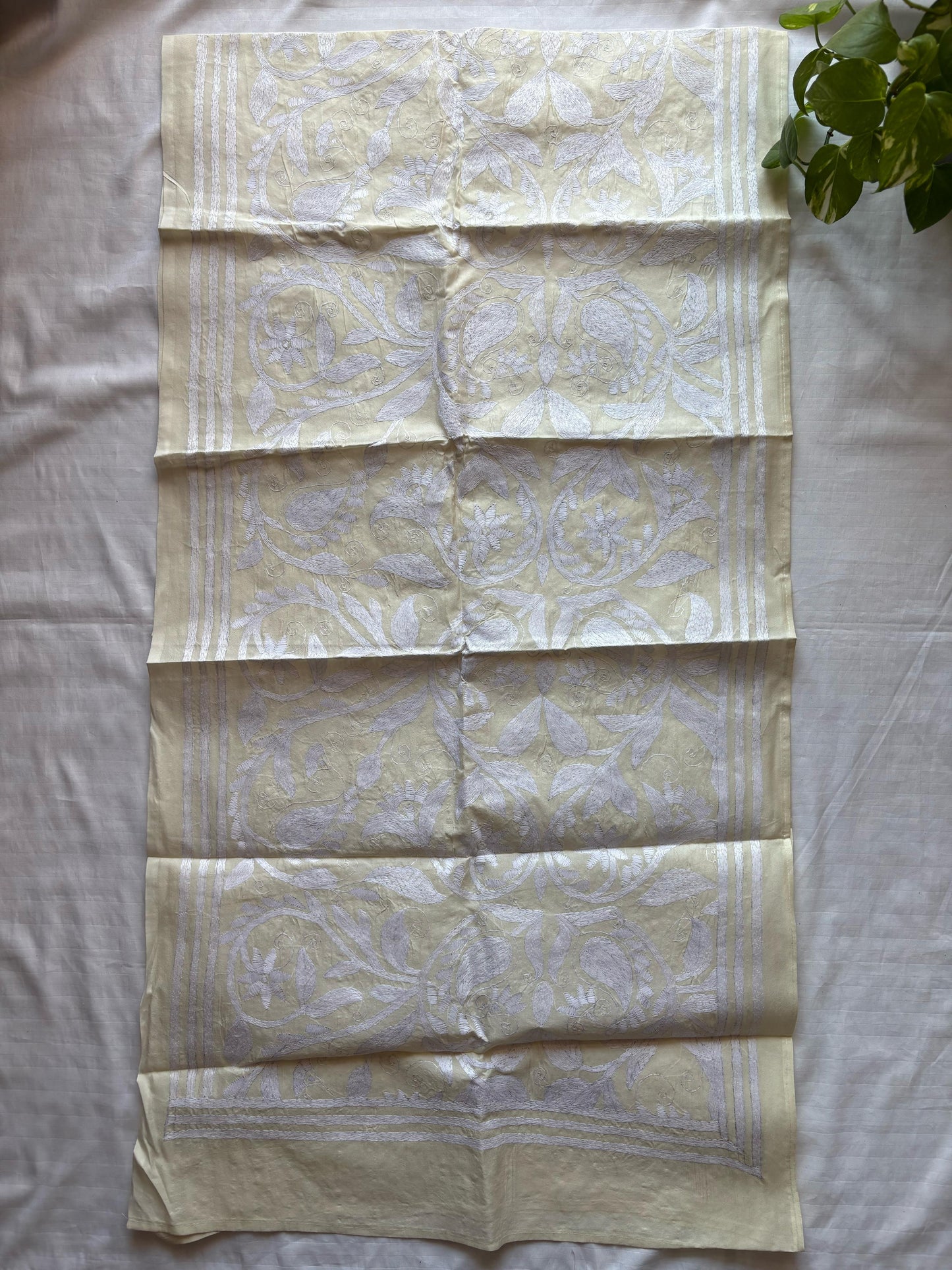 Nakshi Kantha Semi Tusshar silk Stole 22"