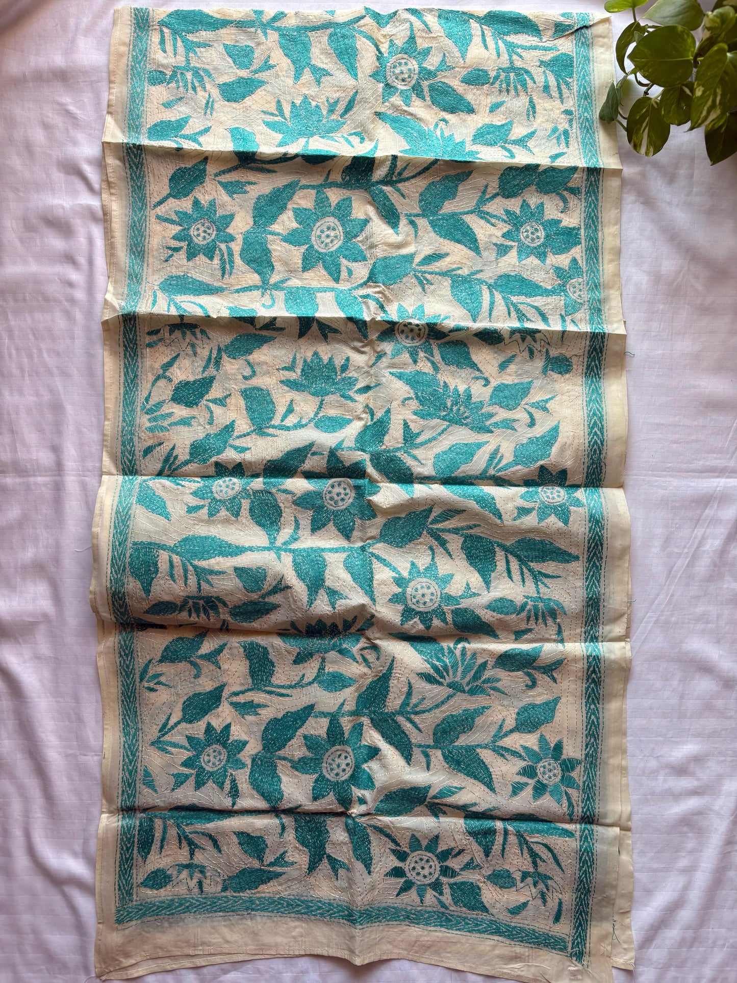 Nakshi Kantha Semi Tusshar silk Stole 22"