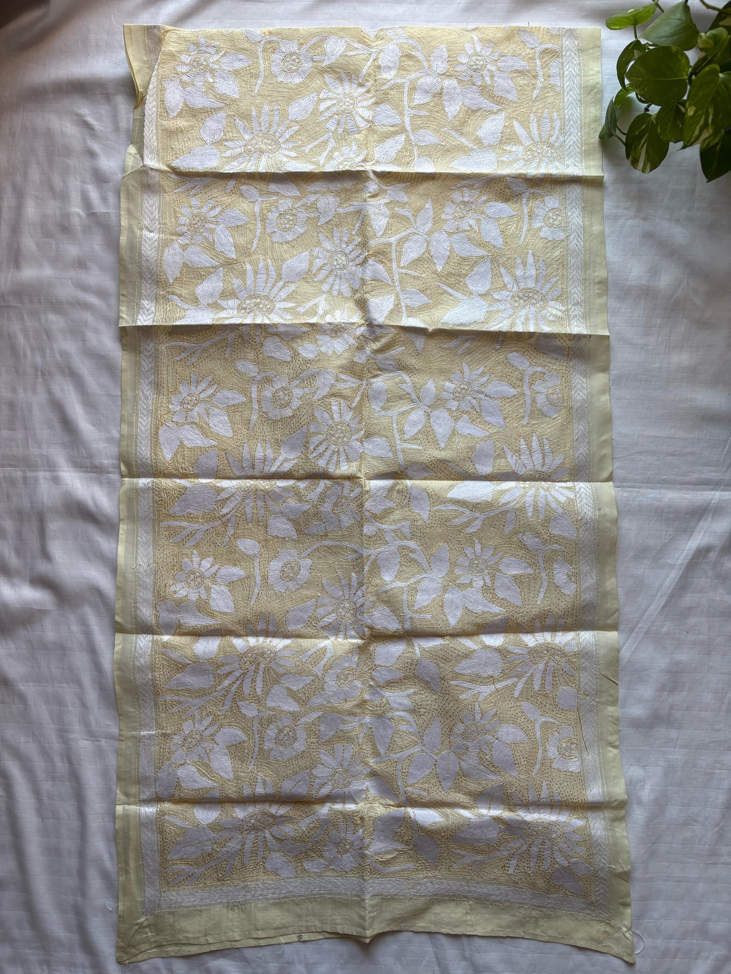 Nakshi Kantha Semi Tusshar silk Stole 22"