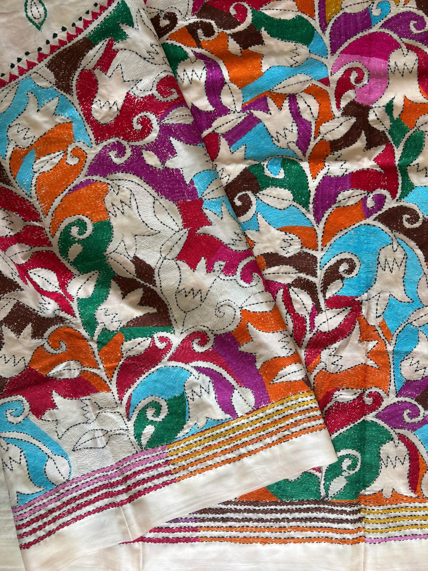 Off White Hand Embroidered Kantha Stitch Saree in Artificial Silk
