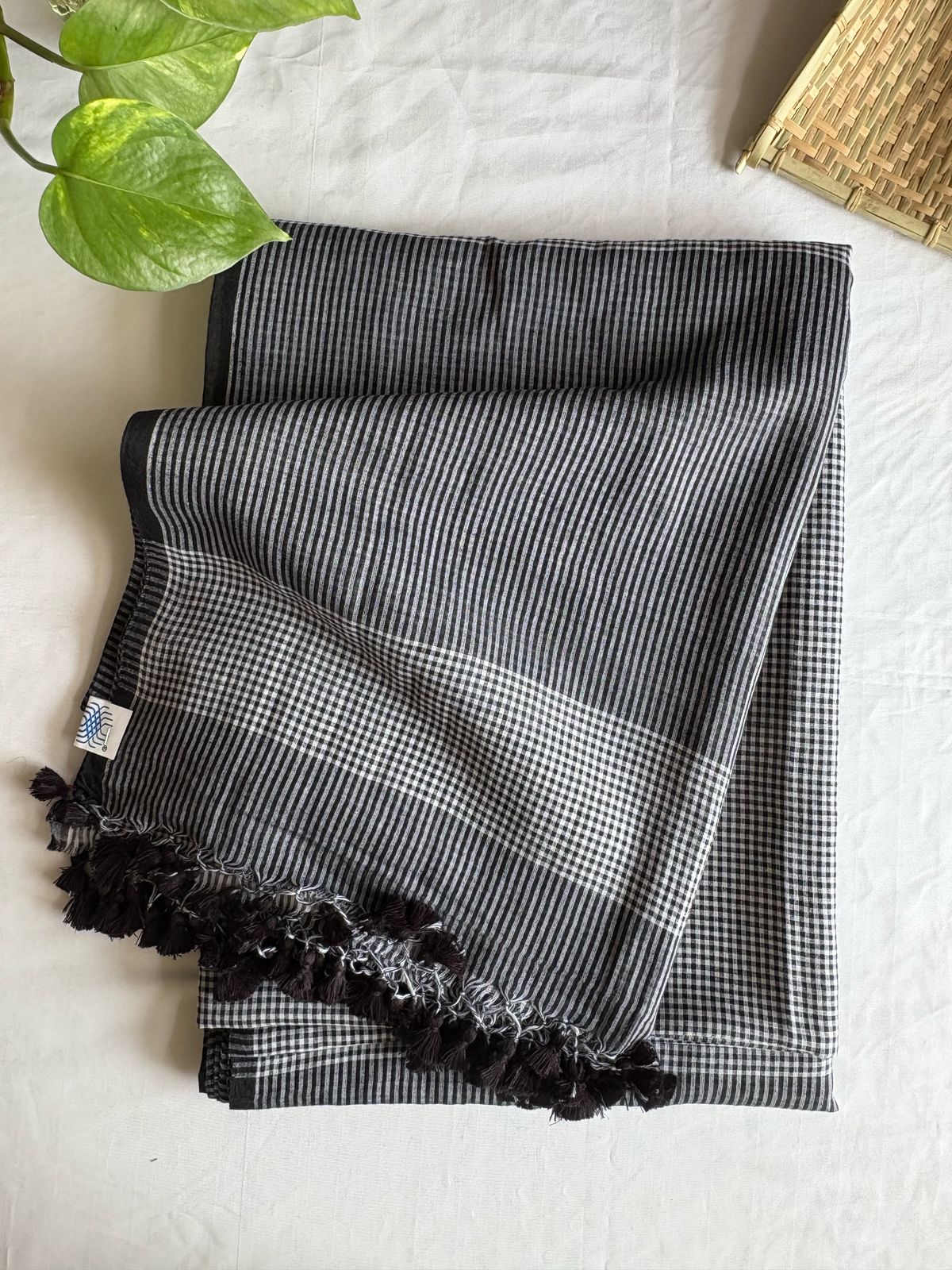 Gamcha Check Mul Cotton handwoven Saree (Handloom Marked)