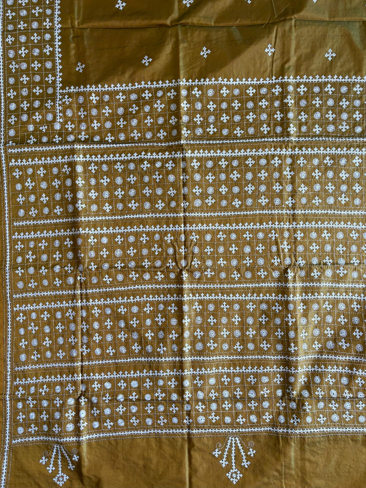 Gujrati Stitch/Kutch Hand Embroidered Art Silk Saree