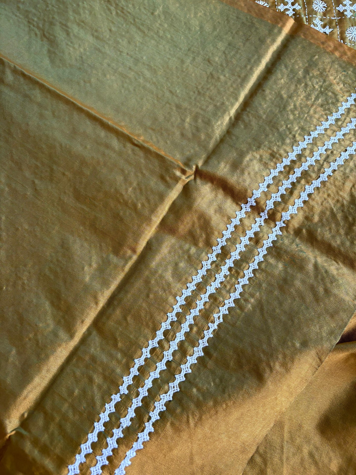 Gujrati Stitch/Kutch Hand Embroidered Art Silk Saree