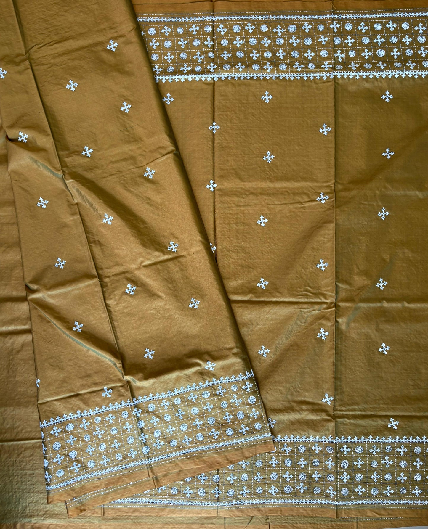 Gujrati Stitch/Kutch Hand Embroidered Art Silk Saree