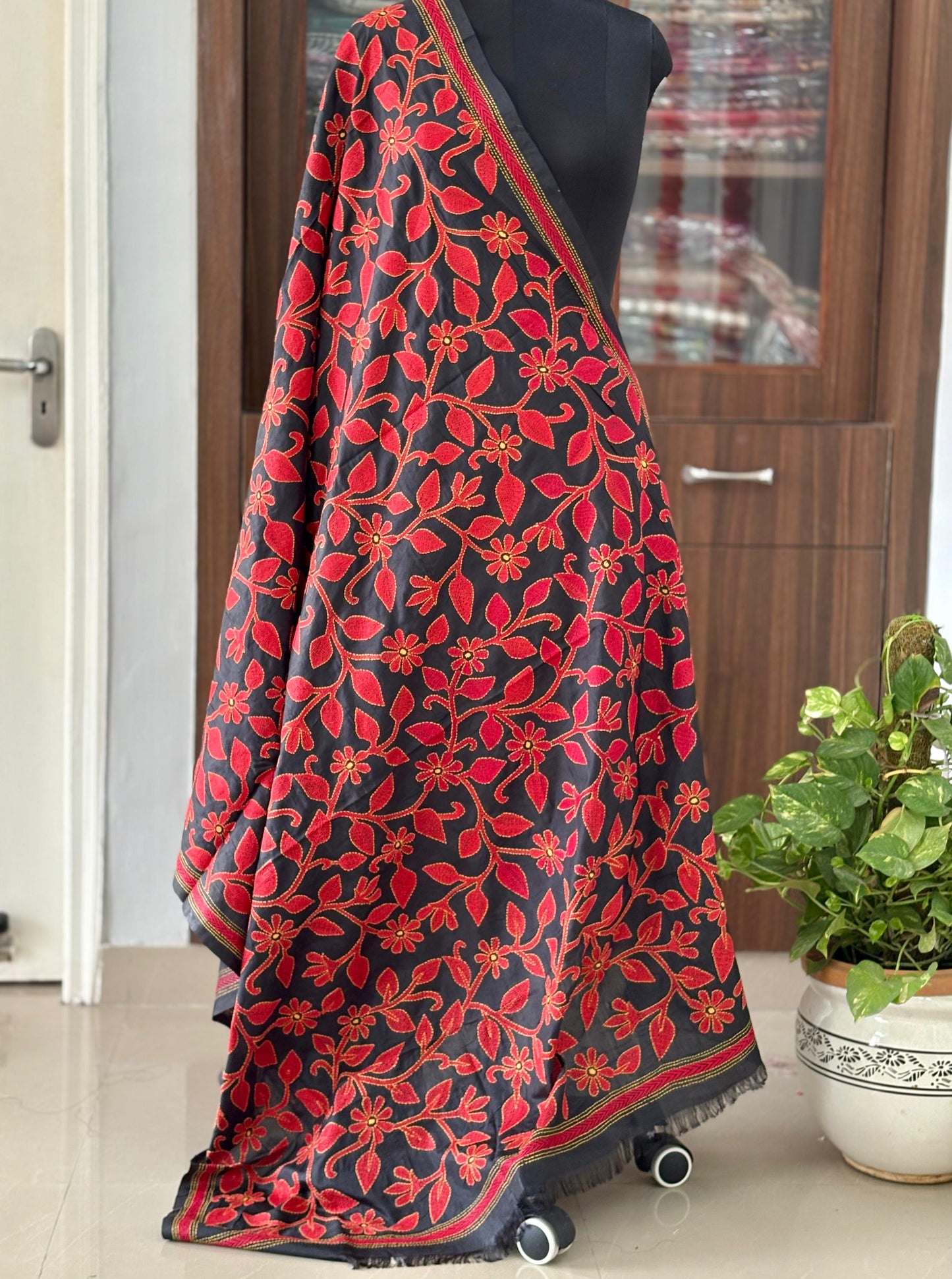 Kantha Stitch Hand Embroidary Full Work Blended Banglore Silk Dupatta 44″
