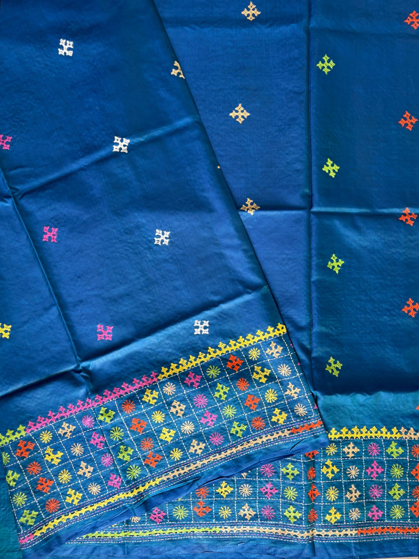 Gujrati Stitch/Kutch Hand Embroidered Art Silk Saree