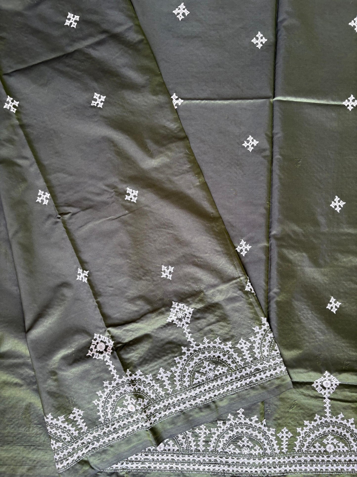 Gujrati Stitch/Kutch Hand Embroidered Art Silk Saree
