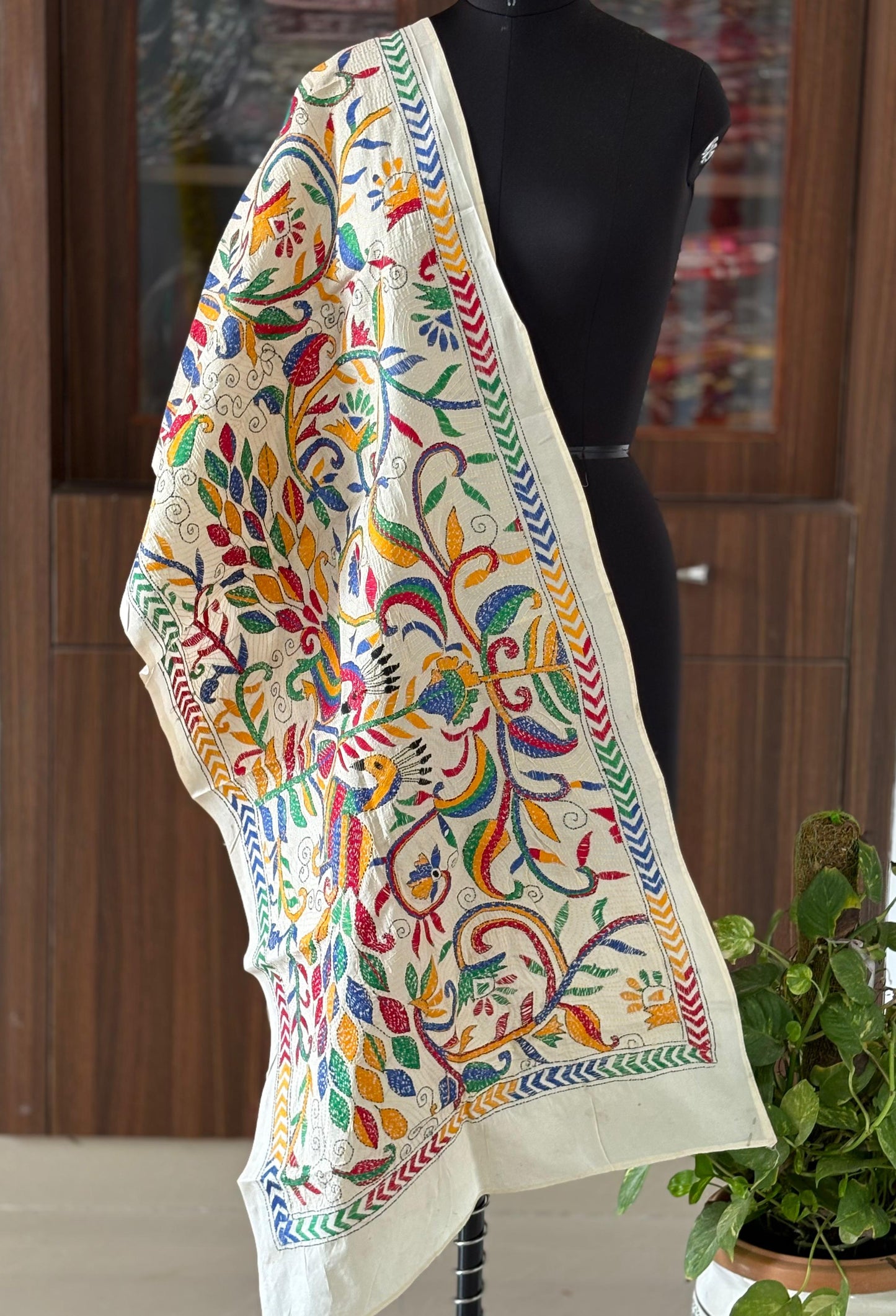 Nakshi Kantha Semi Tusshar silk Stole