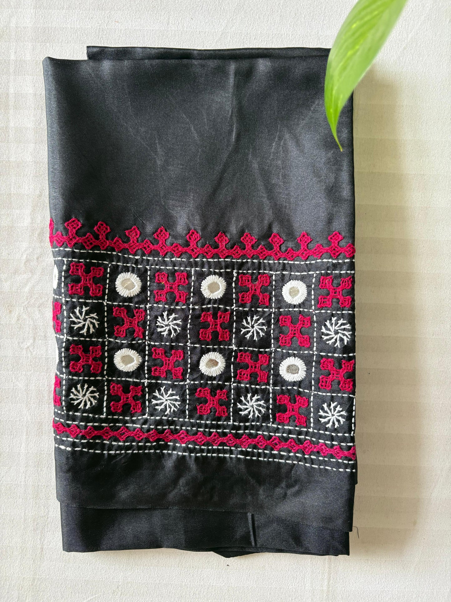 Gujrati work blouse pieces in art silk 1 mtr