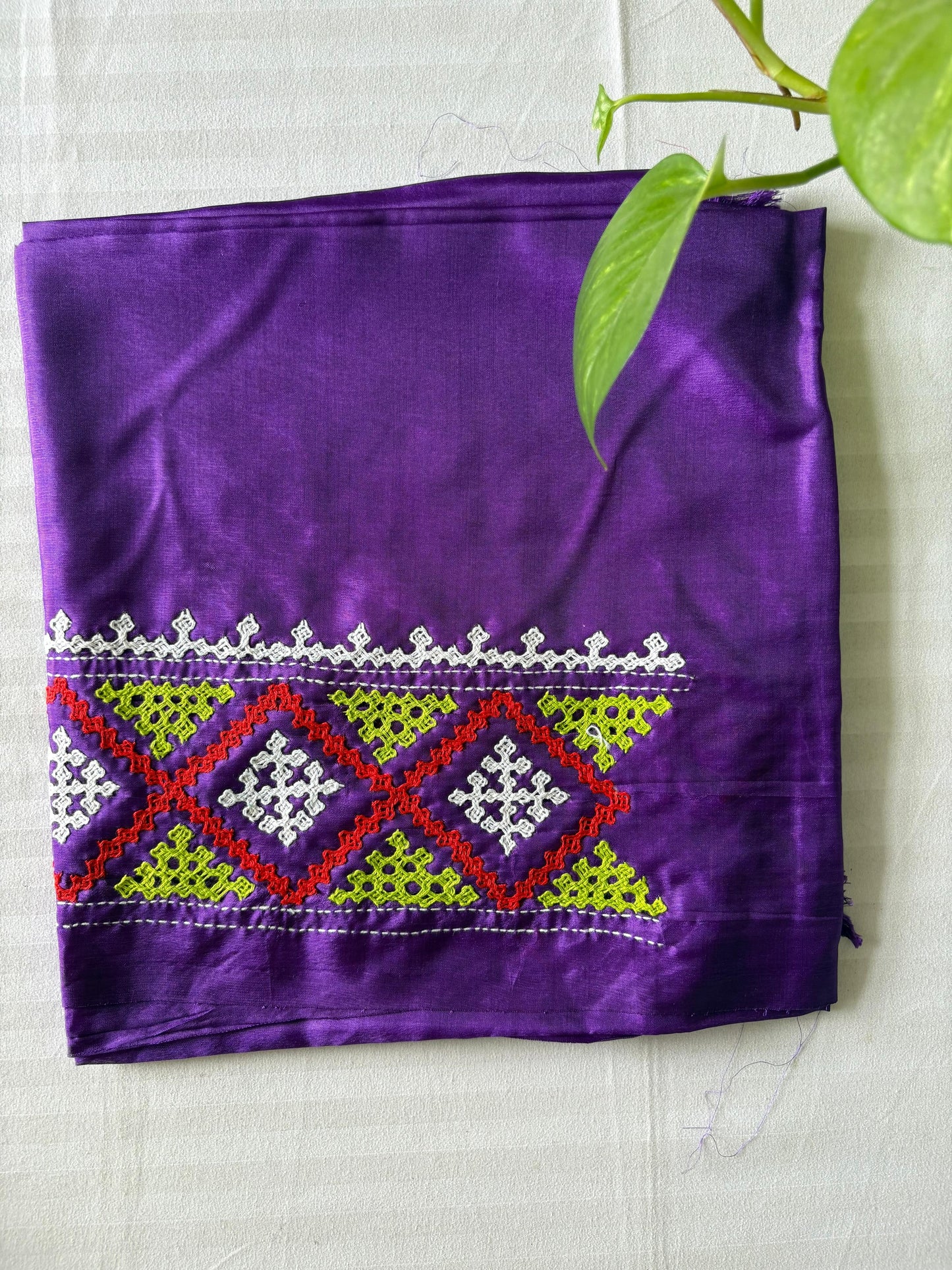 Gujrati work blouse pieces in art silk 1 mtr