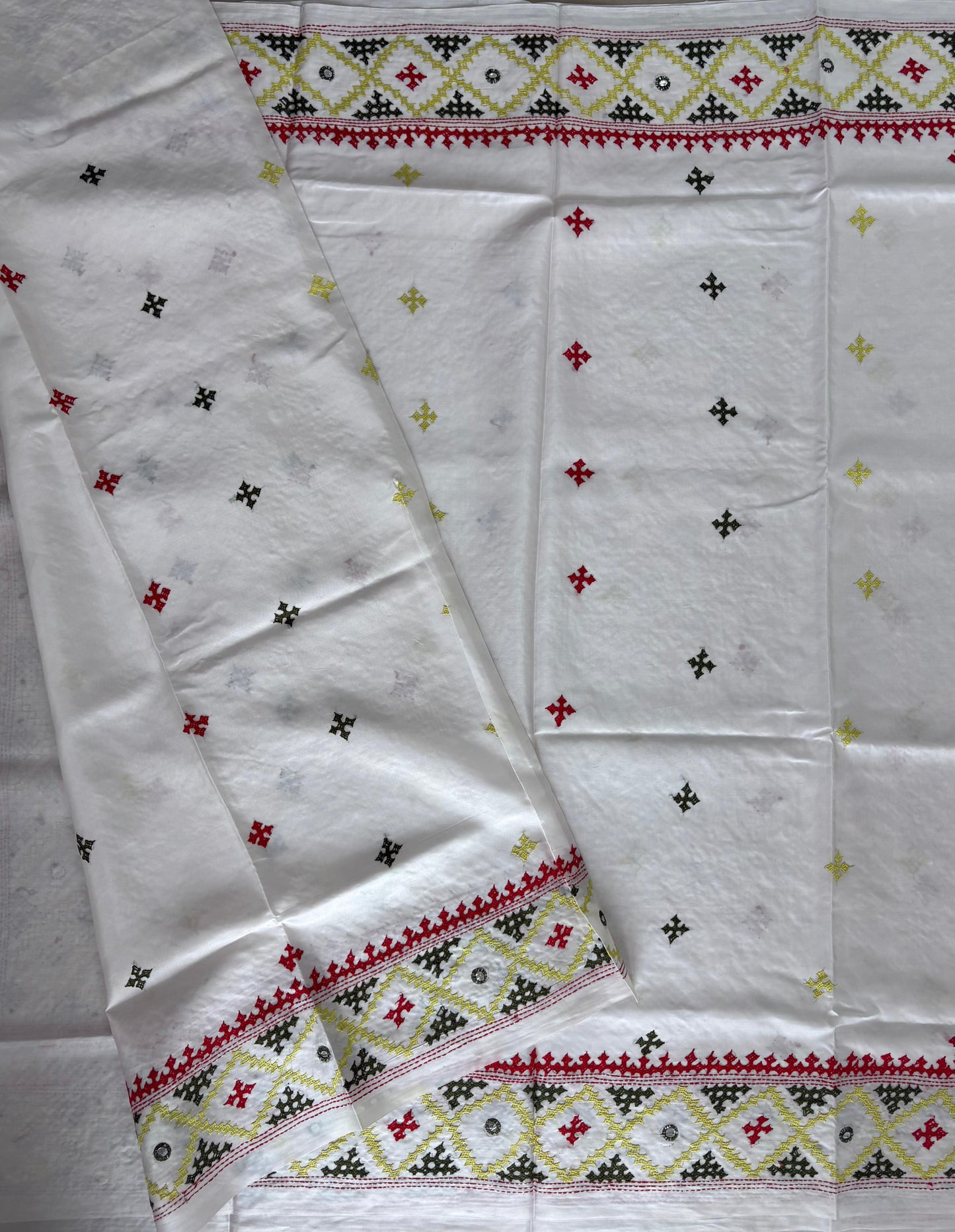 Gujrati Stitch/Kutch Hand Embroidered Art Silk Saree