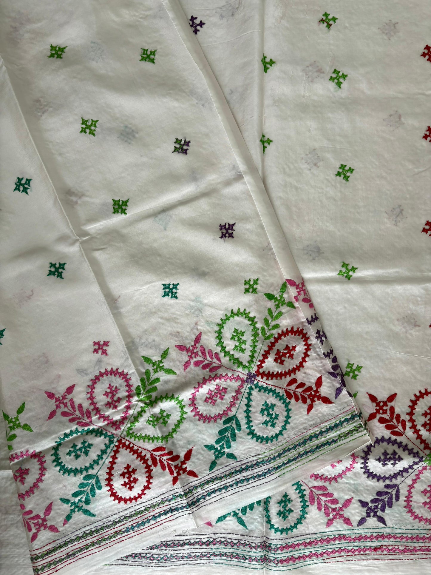 Gujrati Stitch/Kutch Hand Embroidered Art Silk Saree