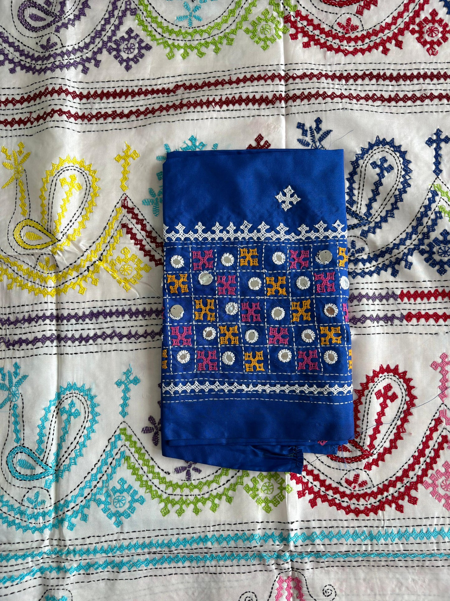 Gujrati Stitch/Kutch Hand Embroidered Art Silk Saree