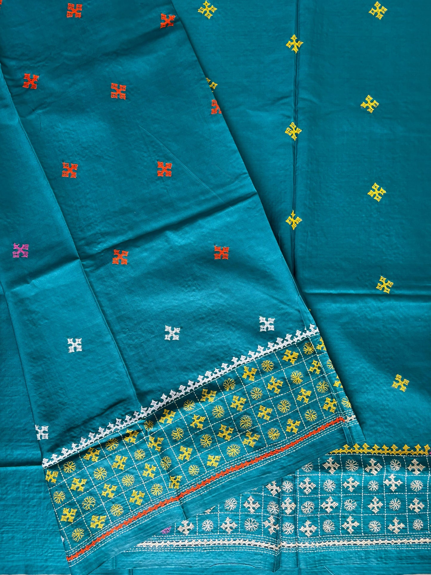 Gujrati Stitch/Kutch Hand Embroidered Art Silk Saree