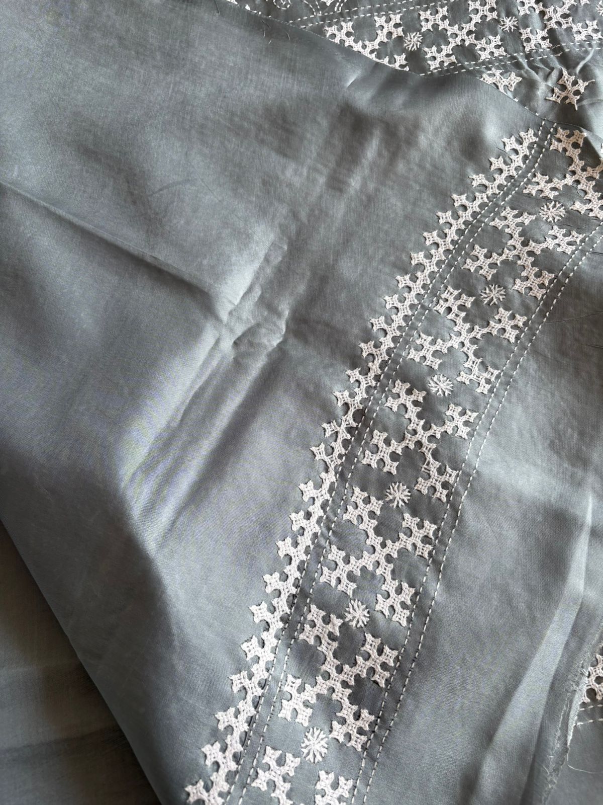 Gujrati Stitch/Kutch Hand Embroidered Art Silk Saree