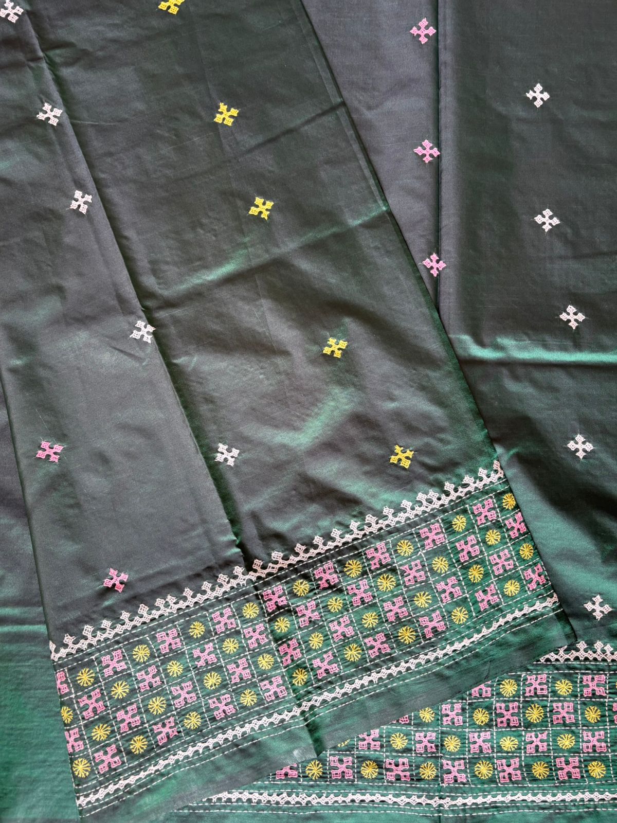 Gujrati Stitch/Kutch Hand Embroidered Art Silk Saree