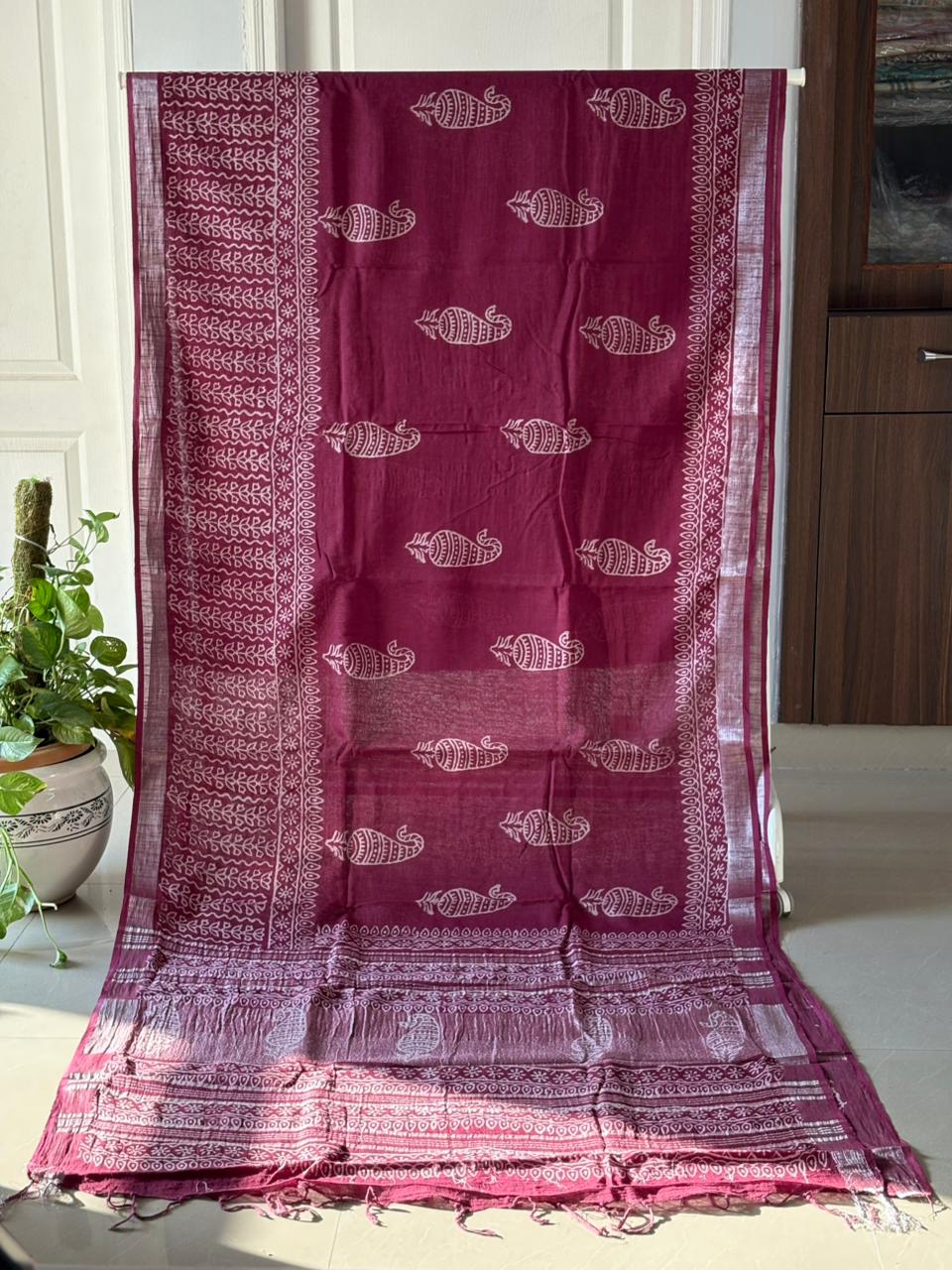 Block printed Cotton Linen Saree With unstitched Blouse