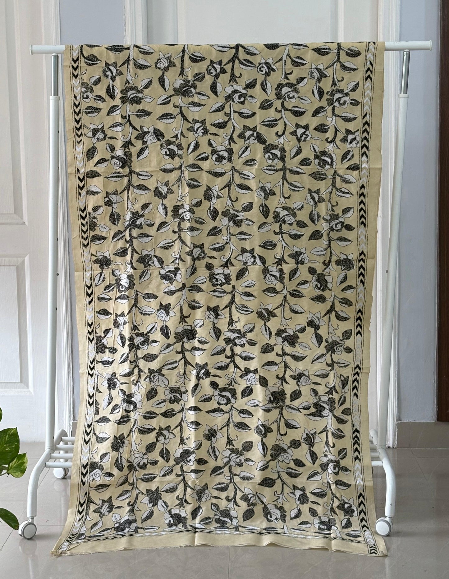 Kantha Hand Embroidary Full Work Semi Tusshar Silk Dupatta 36”