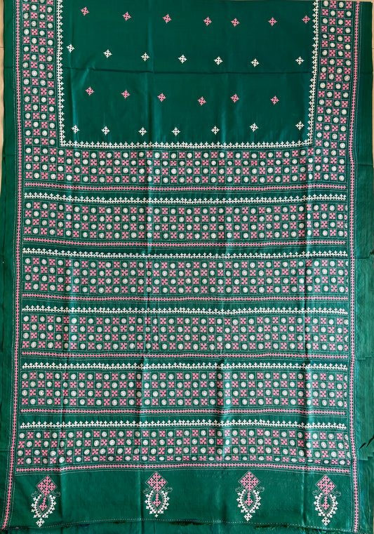 Kutch Hand Embroidered Blended Banglore Silk/Art Silk Saree