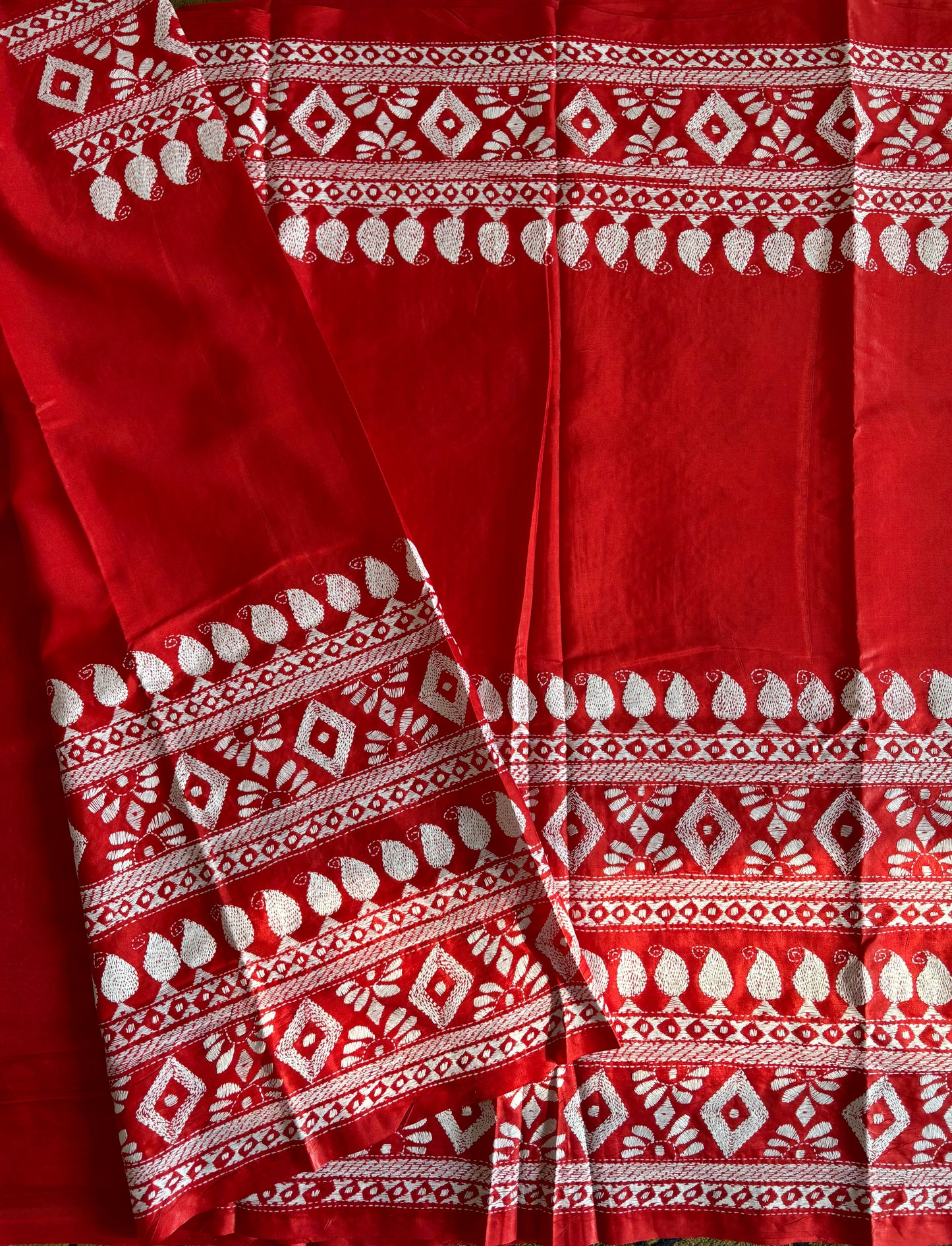 Kantha Stitch Hand Embroidered Art Silk Saree With Blouse