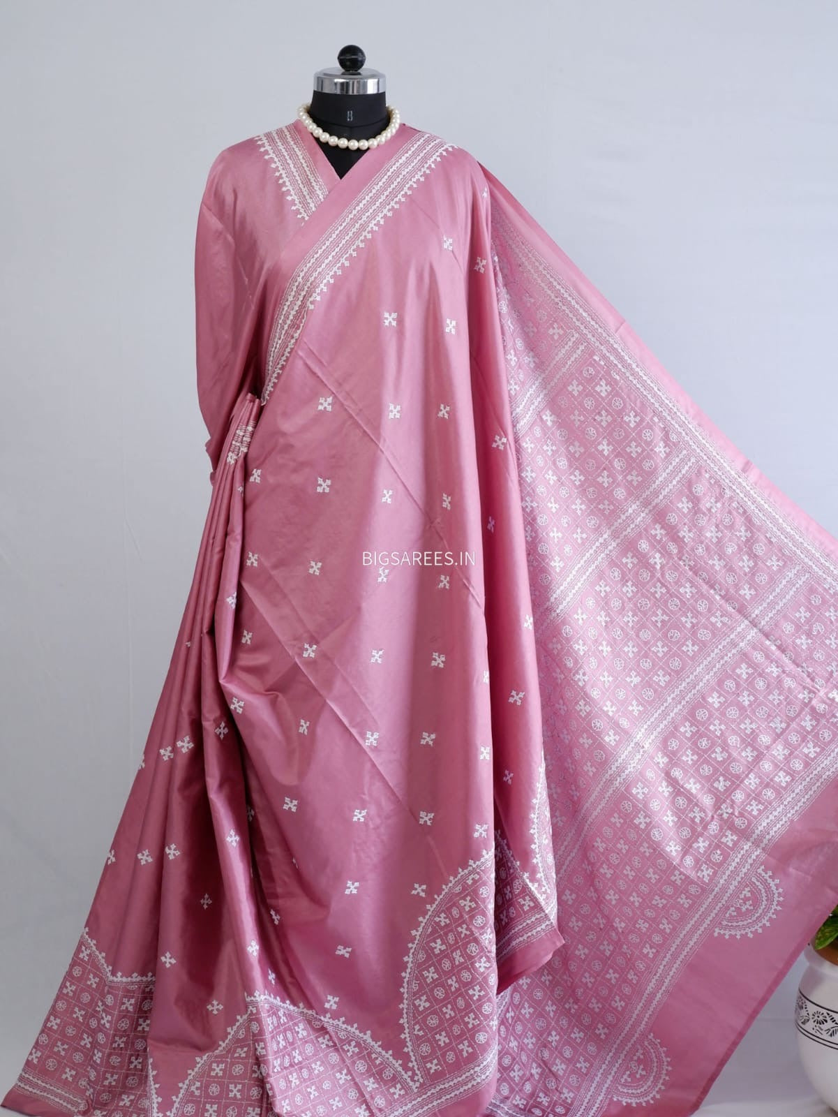 Kutchi/Gujarati Stitch Hand Embroidered Saree | Art Silk